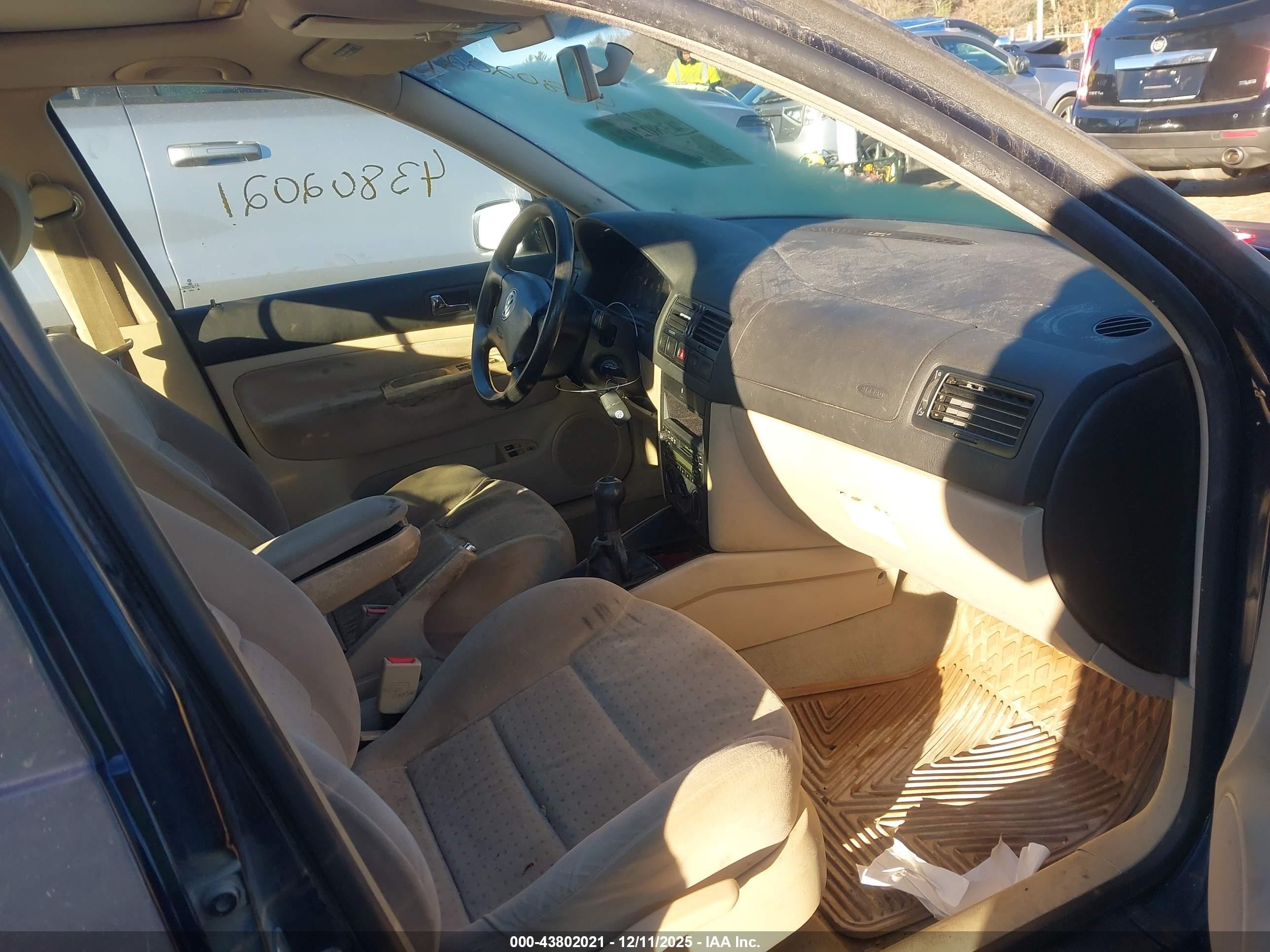 2000 Volkswagen Jetta Gls Tdi Blue vin: 3VWSF29M6YM095968