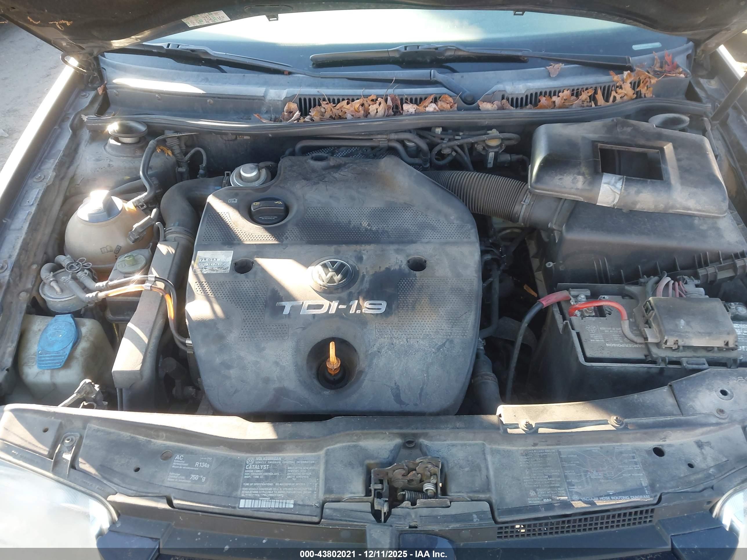 2000 Volkswagen Jetta Gls Tdi Blue vin: 3VWSF29M6YM095968