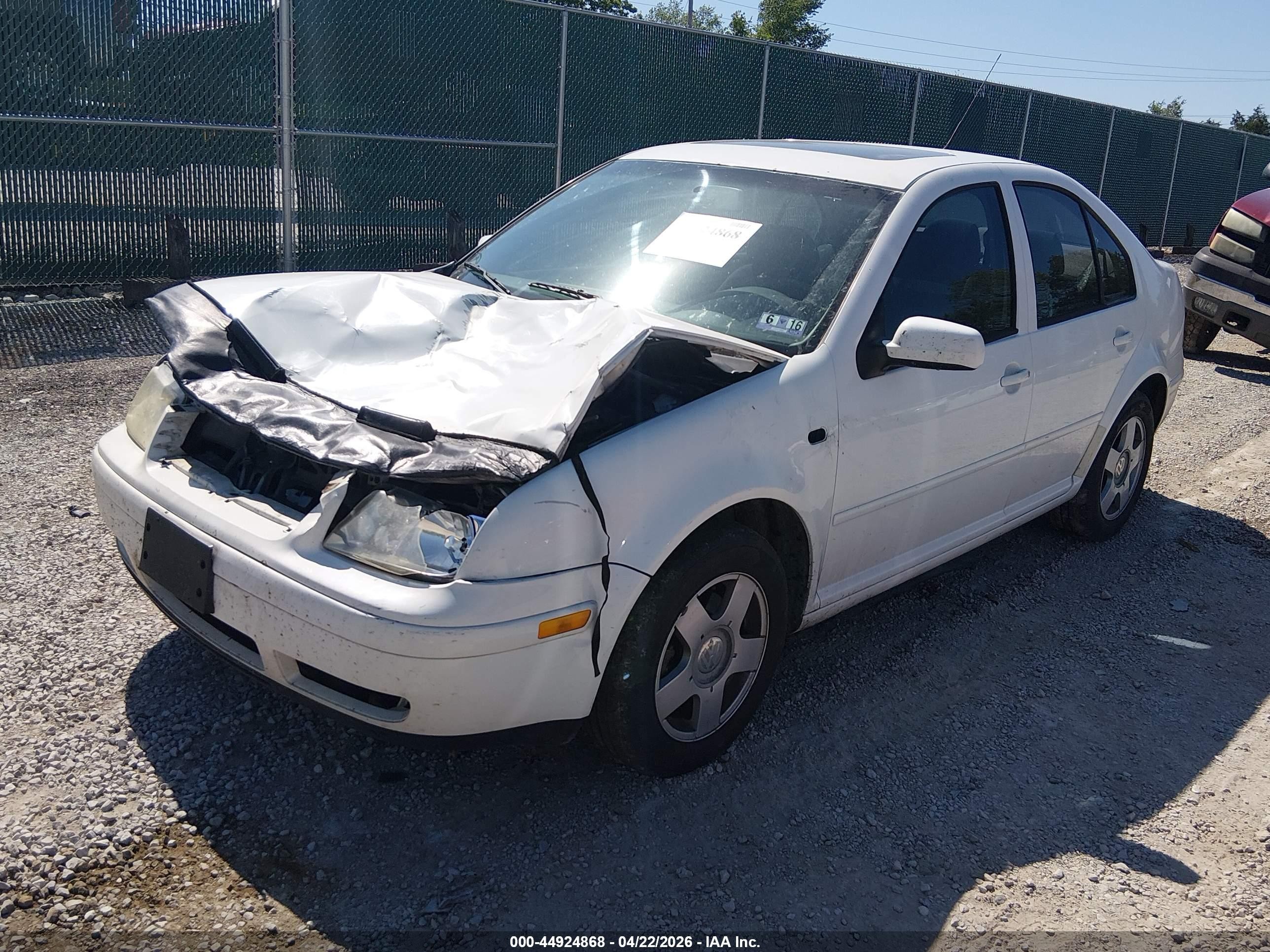2000 Volkswagen Jetta Gls Tdi White vin: 3VWSF29M8YM129554