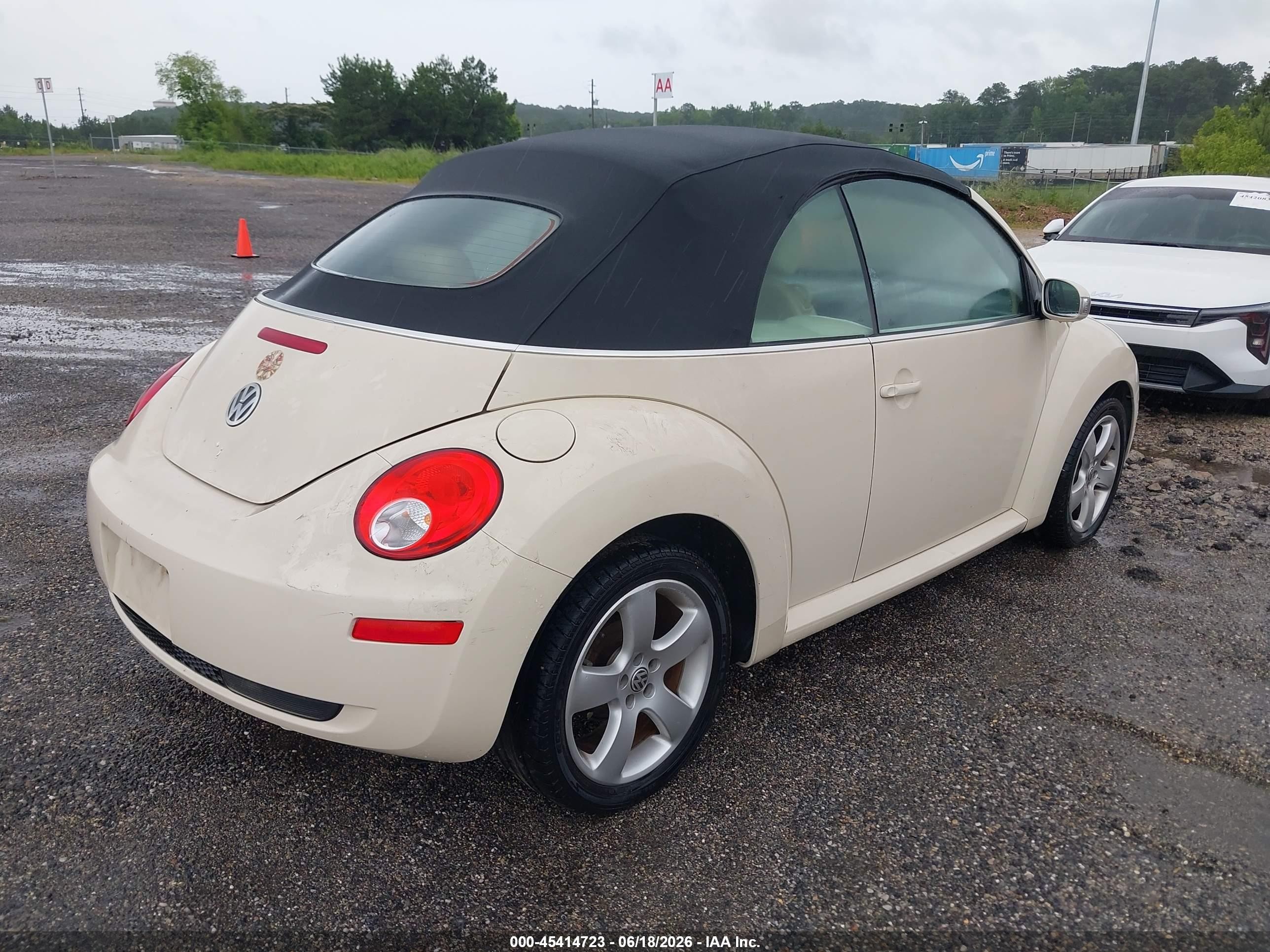 2007 Volkswagen New Beetle 2.5 Beige vin: 3VWSF31Y07M408001