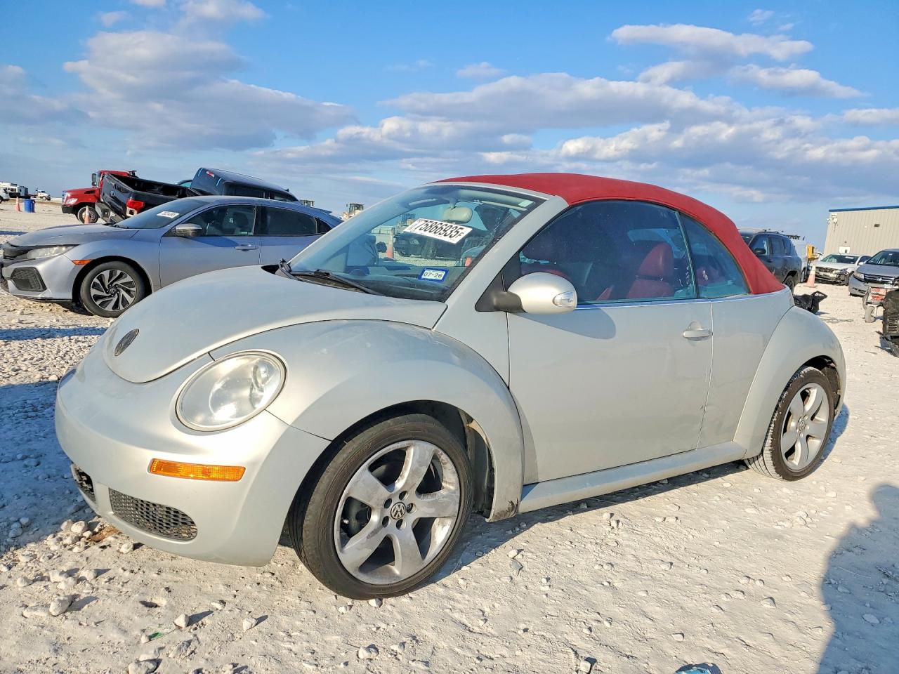 2009 Volkswagen New Beetle Blush Edition Silver vin: 3VWSF31Y19M411735
