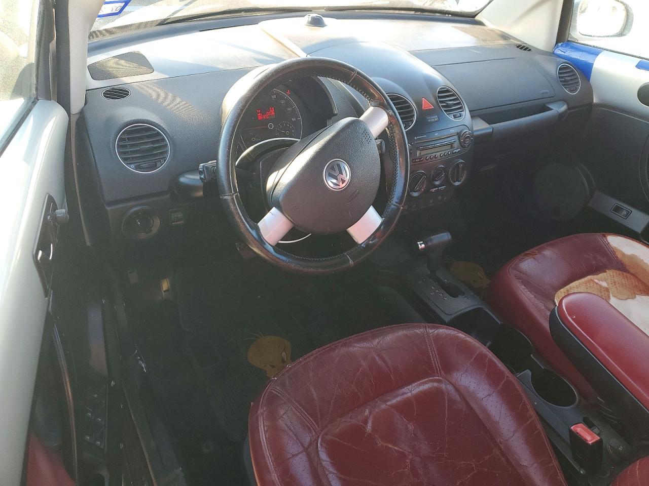 2009 Volkswagen New Beetle Blush Edition Silver vin: 3VWSF31Y19M411735