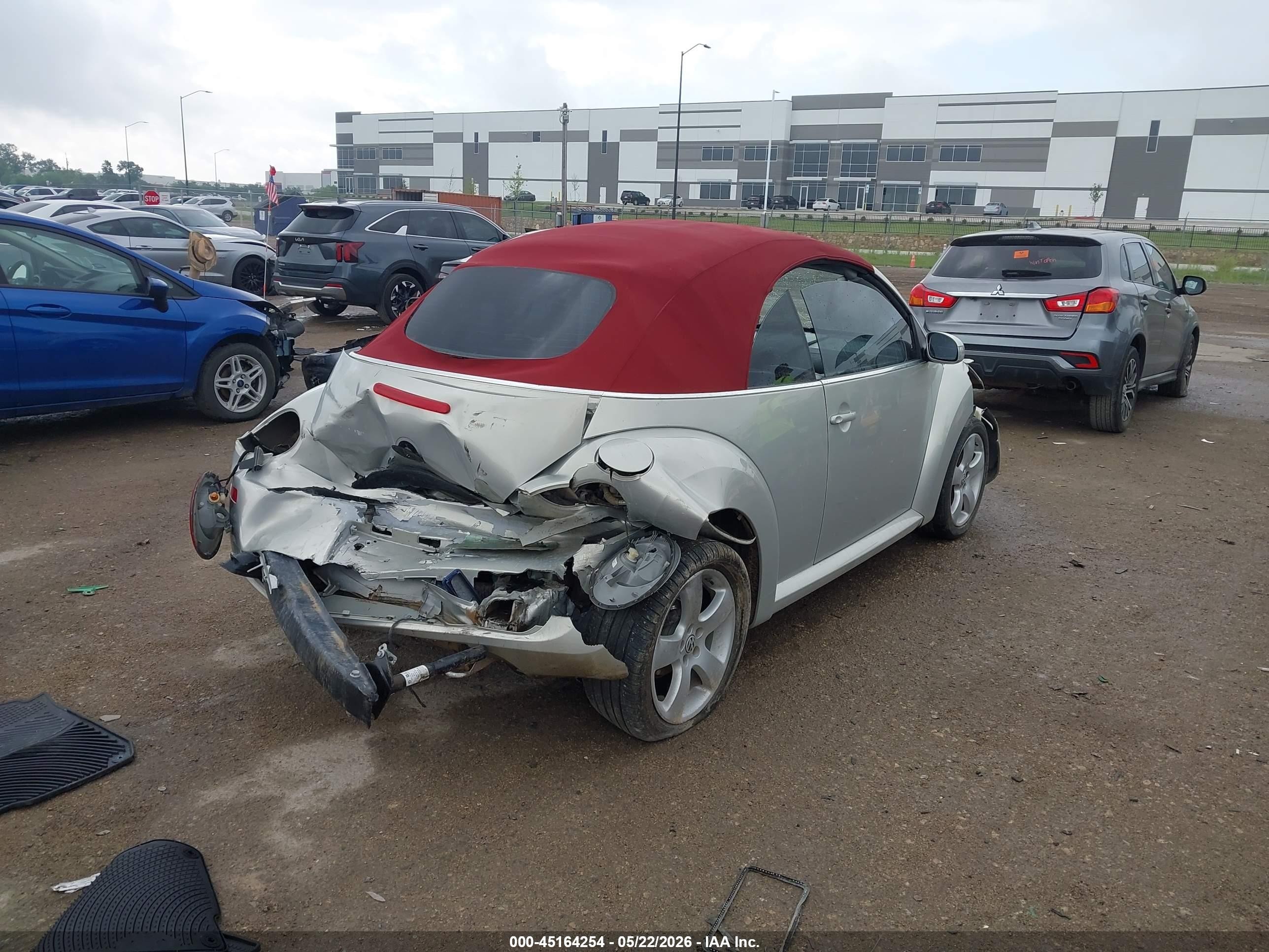 2009 Volkswagen New Beetle 2.5l Blush Edition Silver vin: 3VWSF31Y49M410580