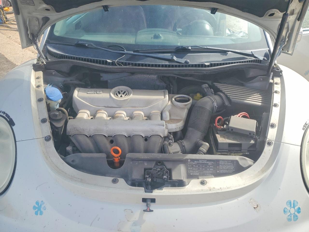 2009 Volkswagen New Beetle Blush Edition Серебряный vin: 3VWSF31Y49M412247
