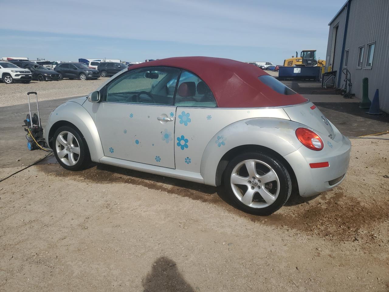 2009 Volkswagen New Beetle Blush Edition Серебряный vin: 3VWSF31Y49M412247 Damage: Left Rear Wheel Opening Mldg, Peeling, > 12 Inches