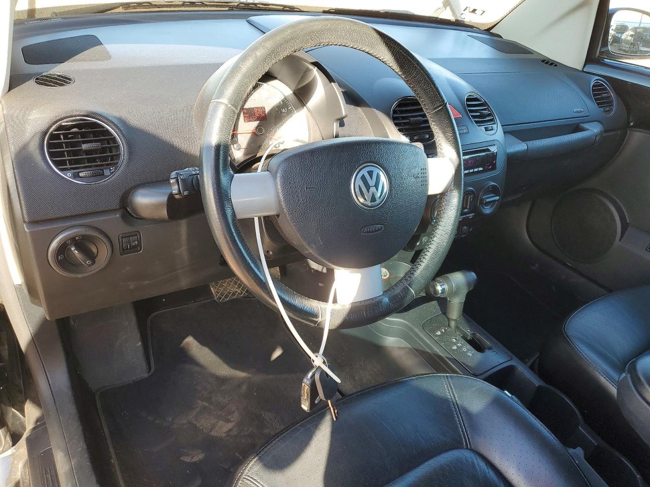 2007 Volkswagen New Beetle Convertible Option Package 2 Black vin: 3VWSF31Y57M400573