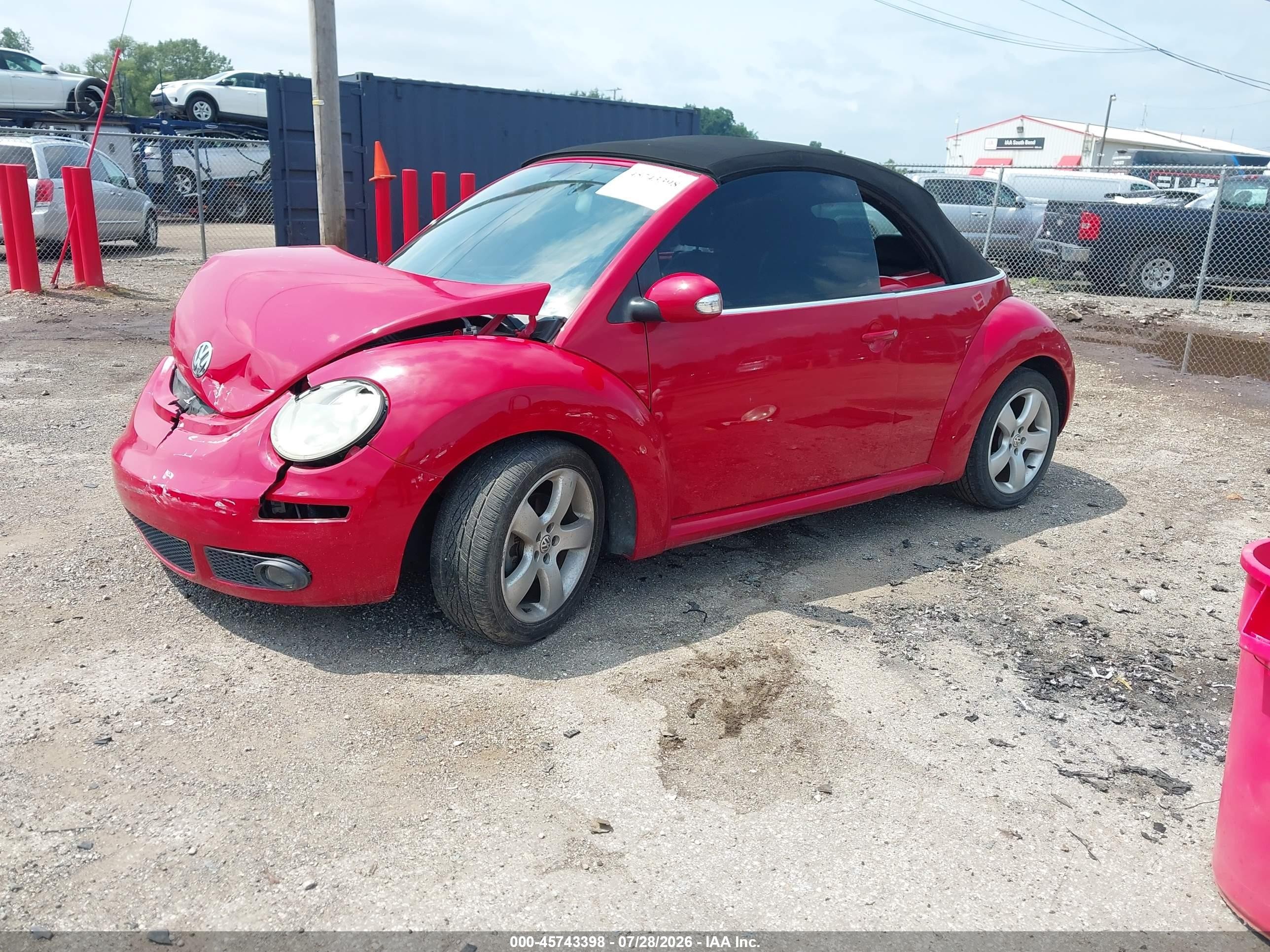 2007 Volkswagen New Beetle 2.5 Red vin: 3VWSF31Y77M420498