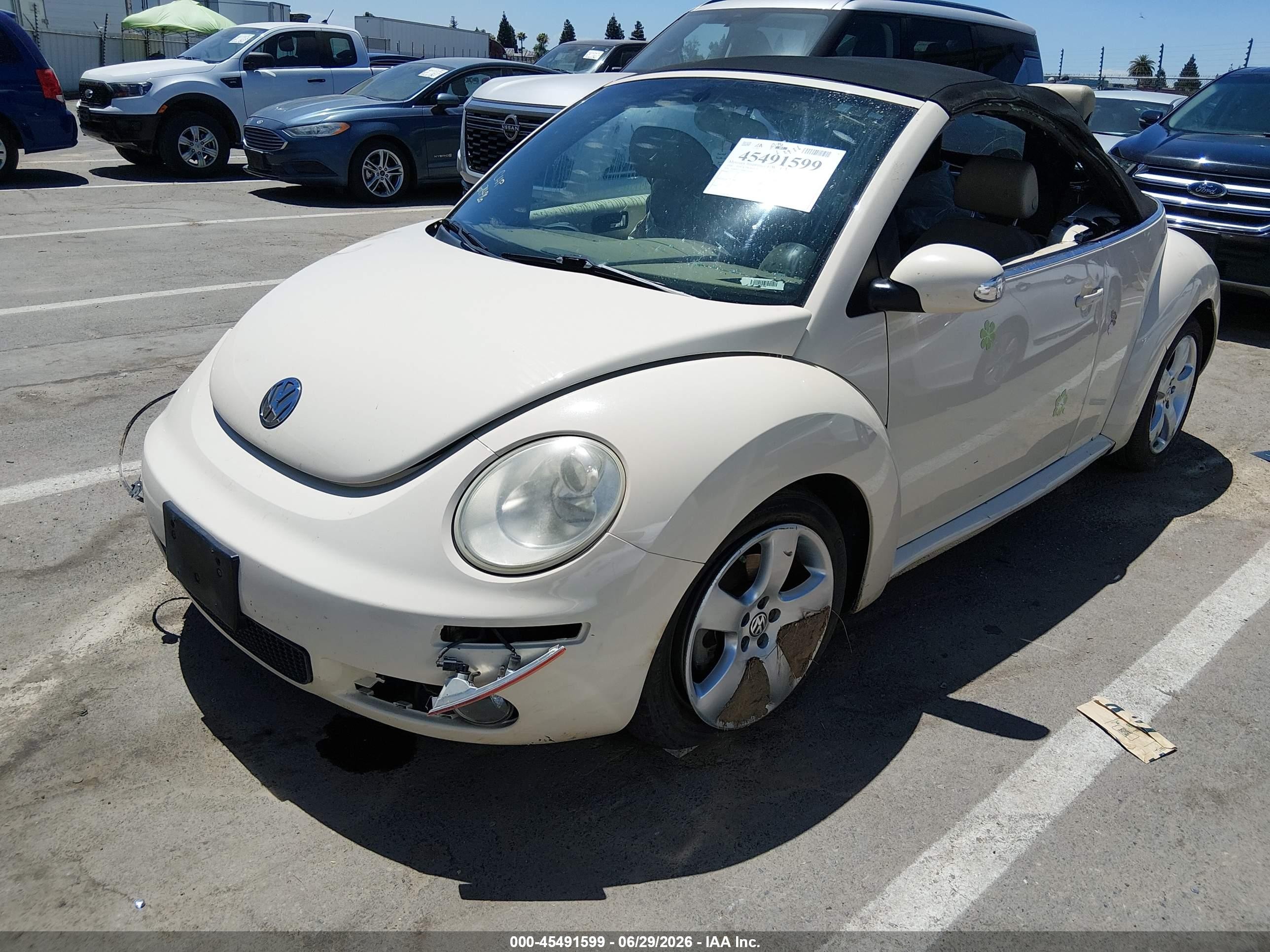 2006 Volkswagen New Beetle 2.5/2.5 (a6) Beige vin: 3VWSF31Y96M310146