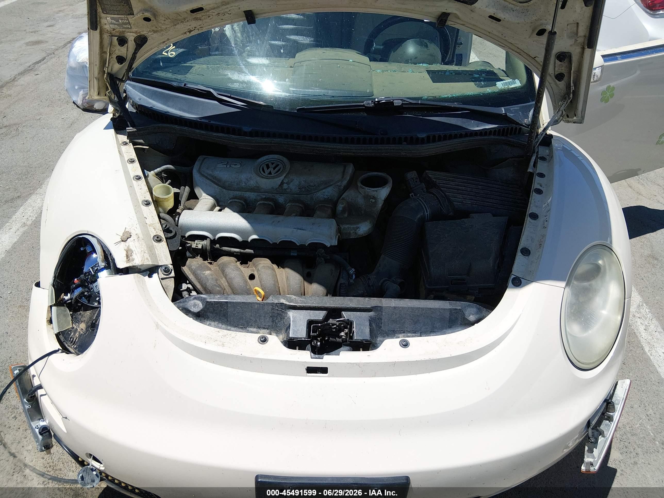 2006 Volkswagen New Beetle 2.5/2.5 (a6) Beige vin: 3VWSF31Y96M310146