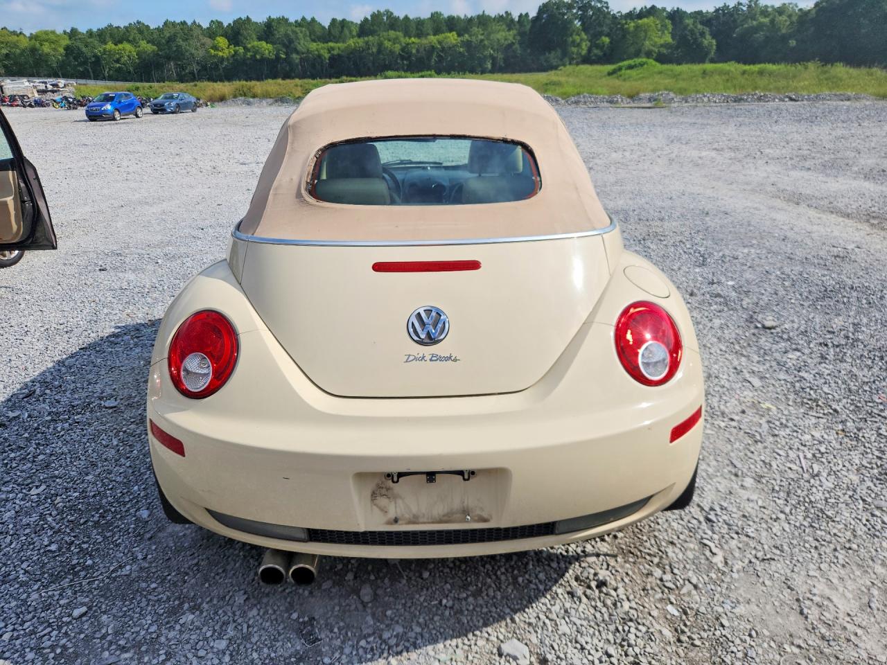 2006 Volkswagen New Beetle Convertible Option Package 2 Yellow vin: 3VWSF31YX6M317526