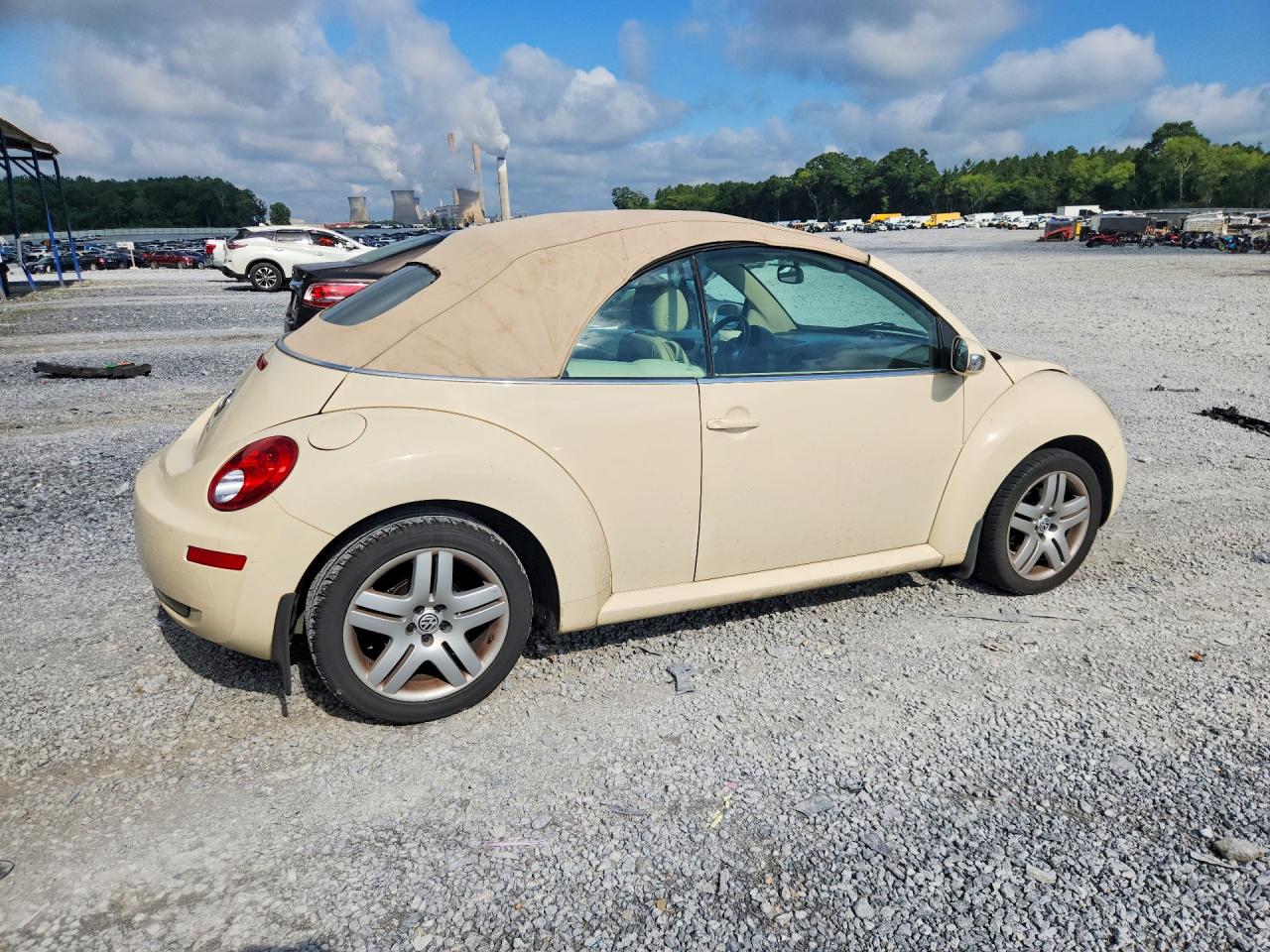 2006 Volkswagen New Beetle Convertible Option Package 2 Yellow vin: 3VWSF31YX6M317526