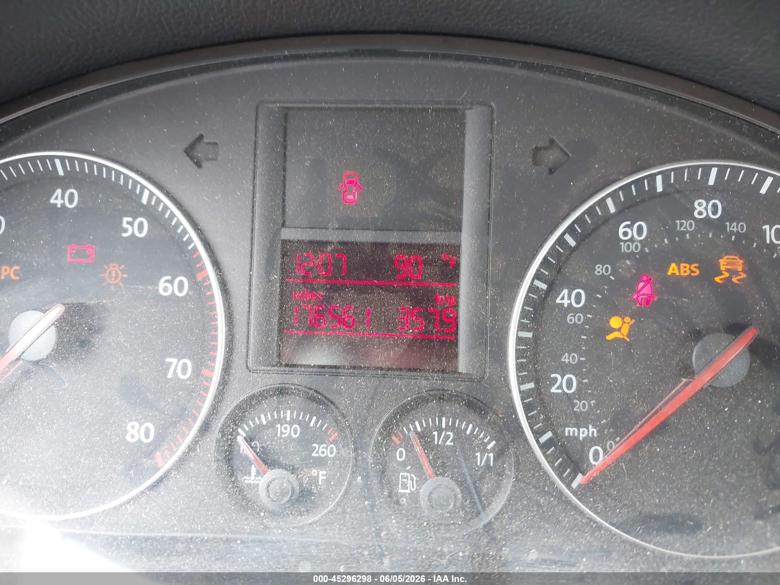 2006 Volkswagen Jetta 2.5 Red vin: 3VWSF71K46M771693