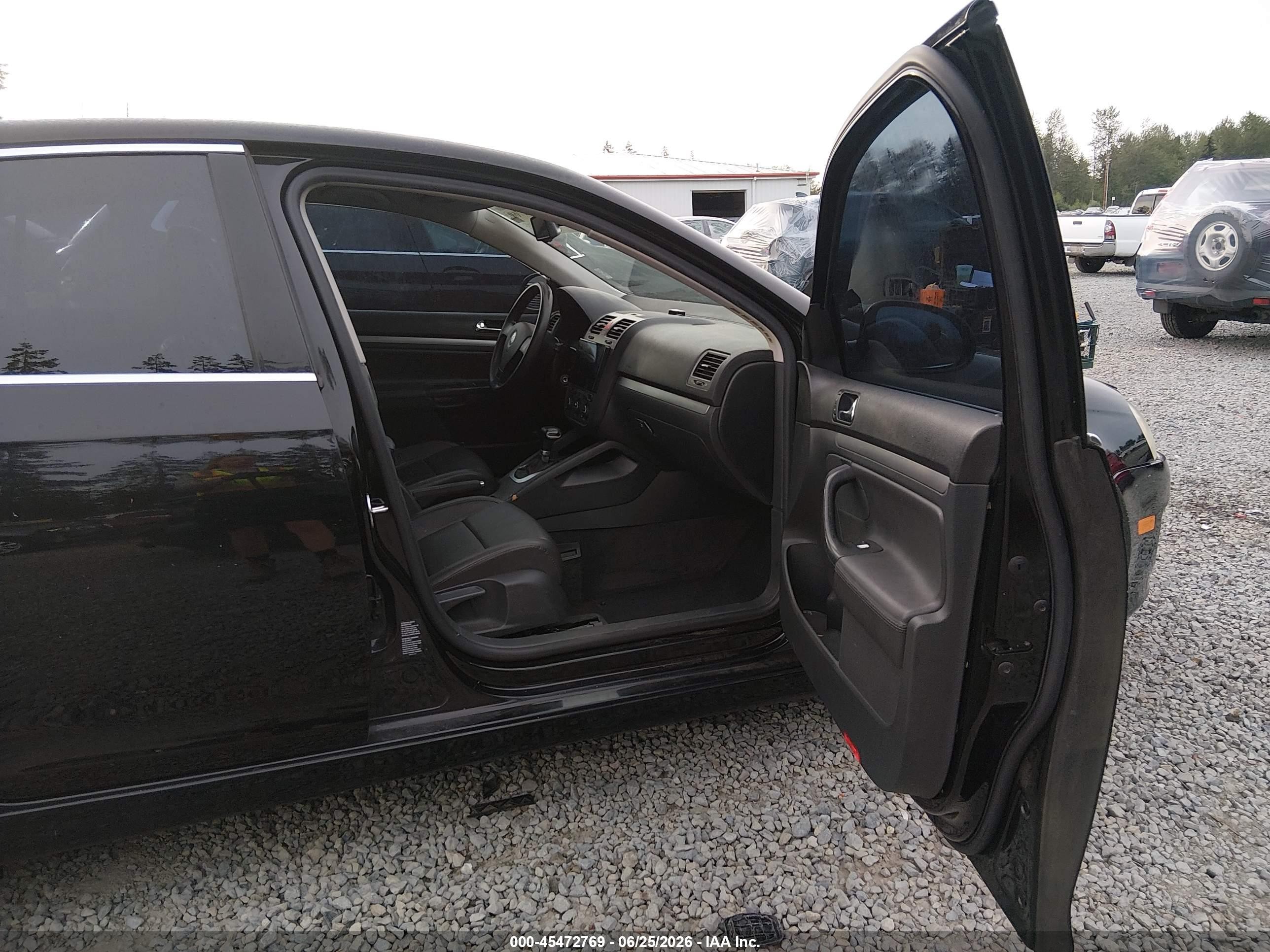2005 Volkswagen Jetta 2.5 Black vin: 3VWSF71K55M628086