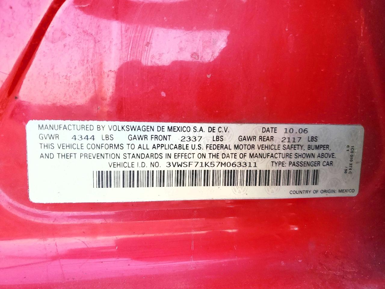 2007 Volkswagen Jetta 2.5 Option Package 1 Red vin: 3VWSF71K57M063311