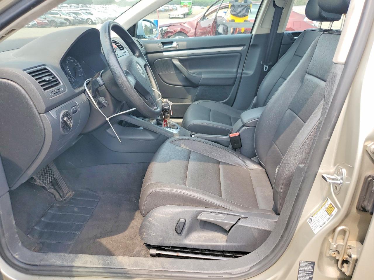 2005 Volkswagen New Jetta 2.5l Option Package 1 Beige vin: 3VWSF71K95M625479