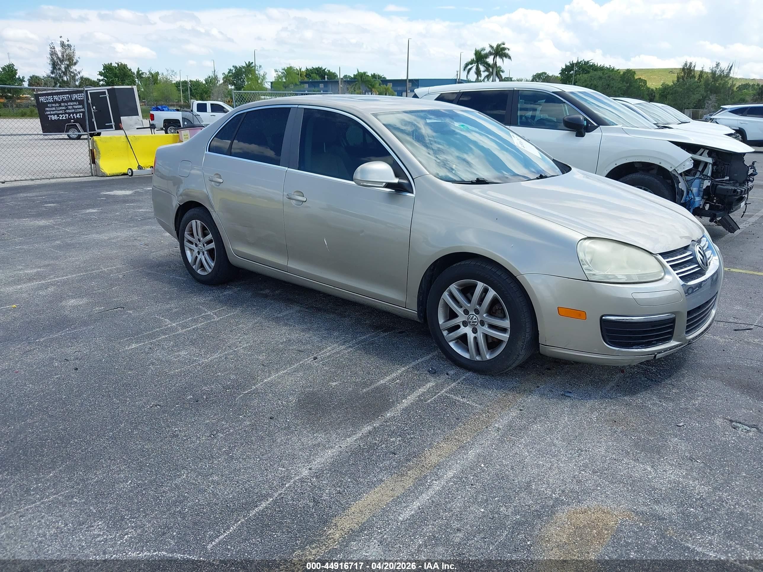 3VWSF71KC7M142960