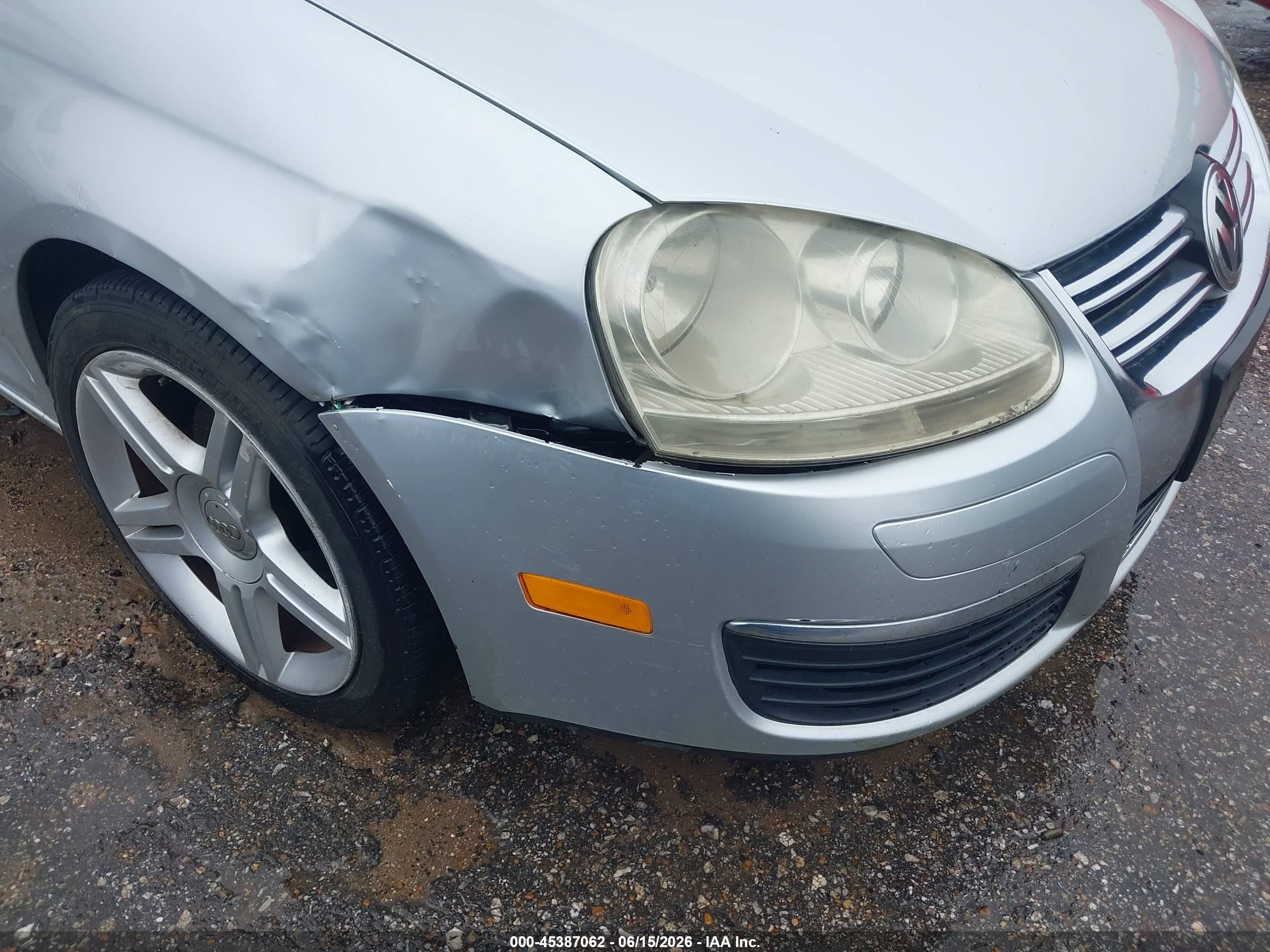 2006 Volkswagen Jetta 2.5 Silver vin: 3VWSF81K86M797185