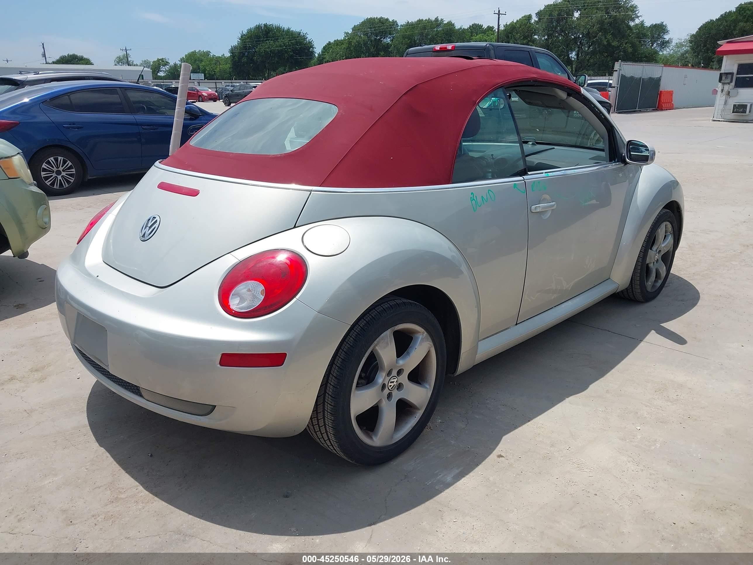 2009 Volkswagen New Beetle 2.5l Blush Edition Серебряный vin: 3VWSG31Y19M410808