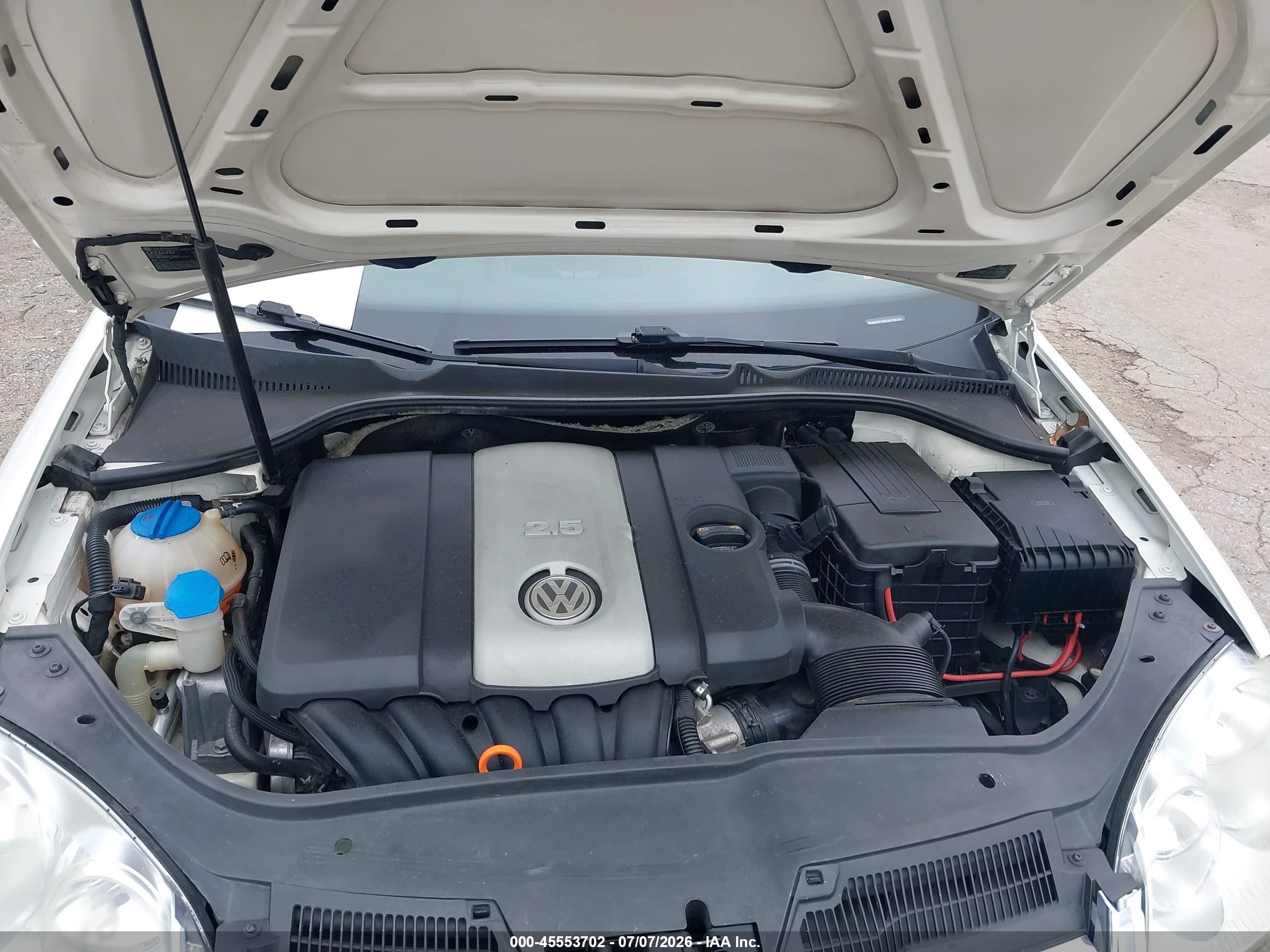 2007 Volkswagen Jetta 2.5 Белый vin: 3VWSG71K87M139102