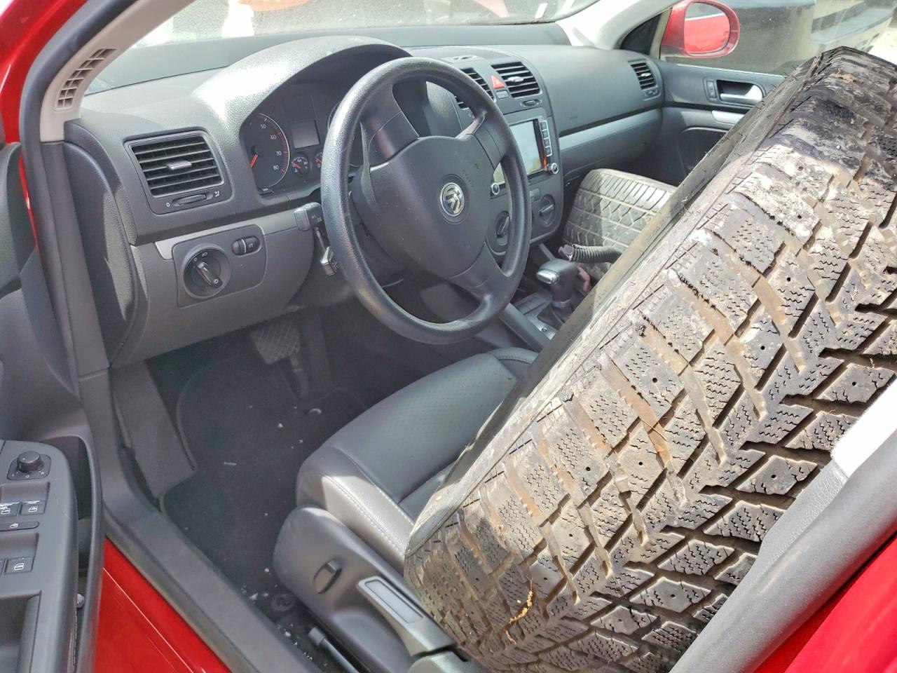 2007 Volkswagen Jetta 2.5 Option Package 1 Red vin: 3VWSG71KX7M029233