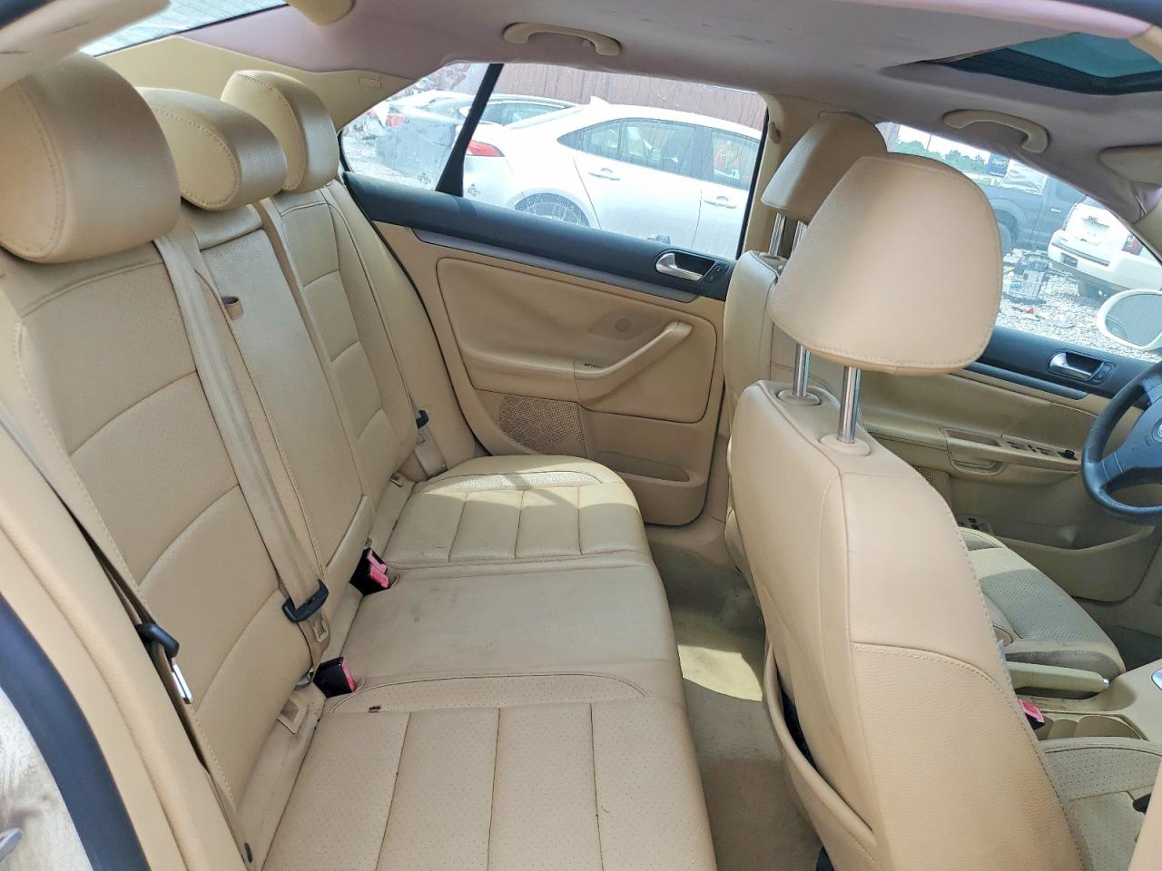 2007 Volkswagen Jetta 2.5 Option Package 1 Белый vin: 3VWSG71KX7M033069