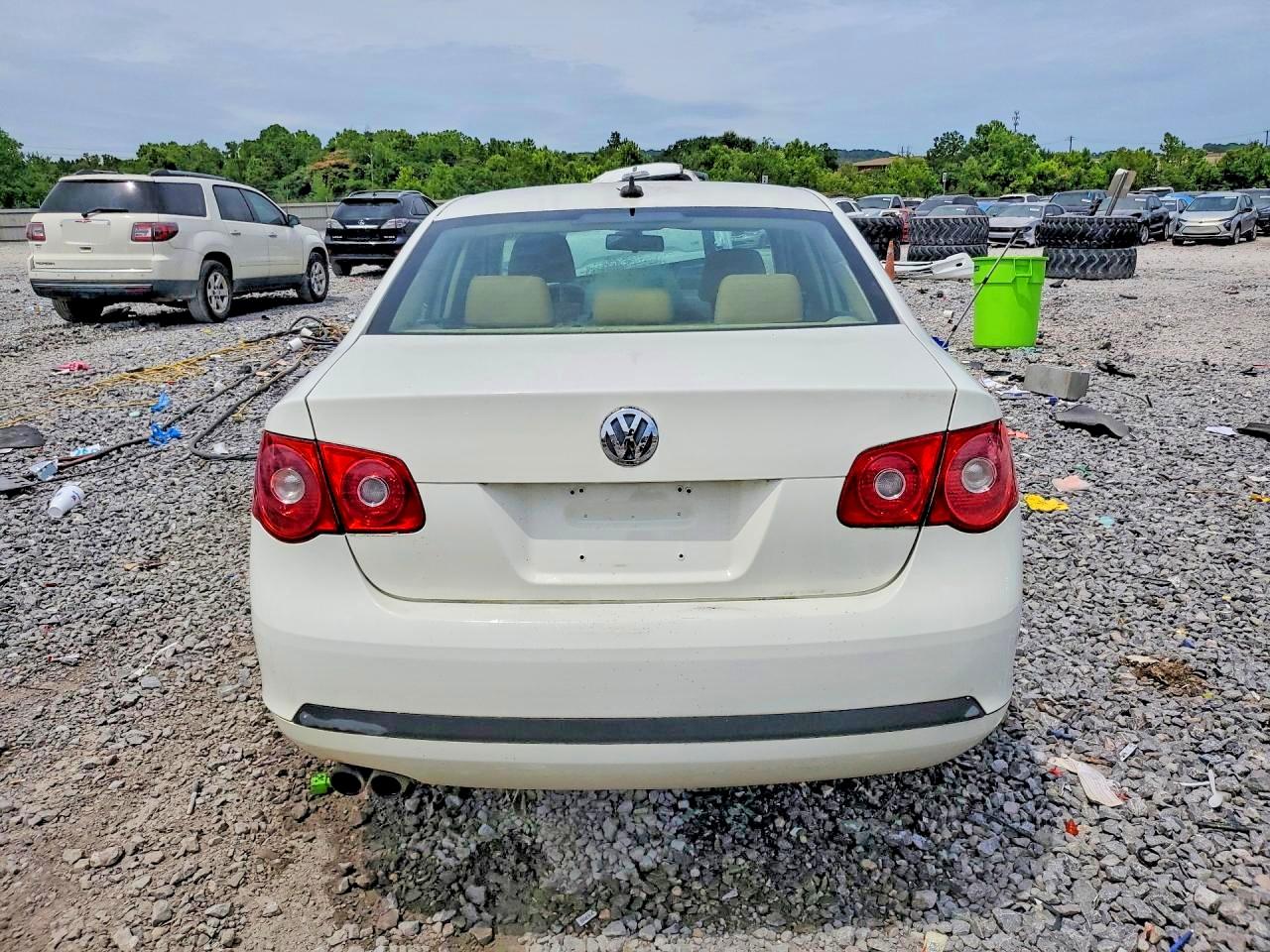 2007 Volkswagen Jetta 2.5 Option Package 1 Белый vin: 3VWSG71KX7M033069