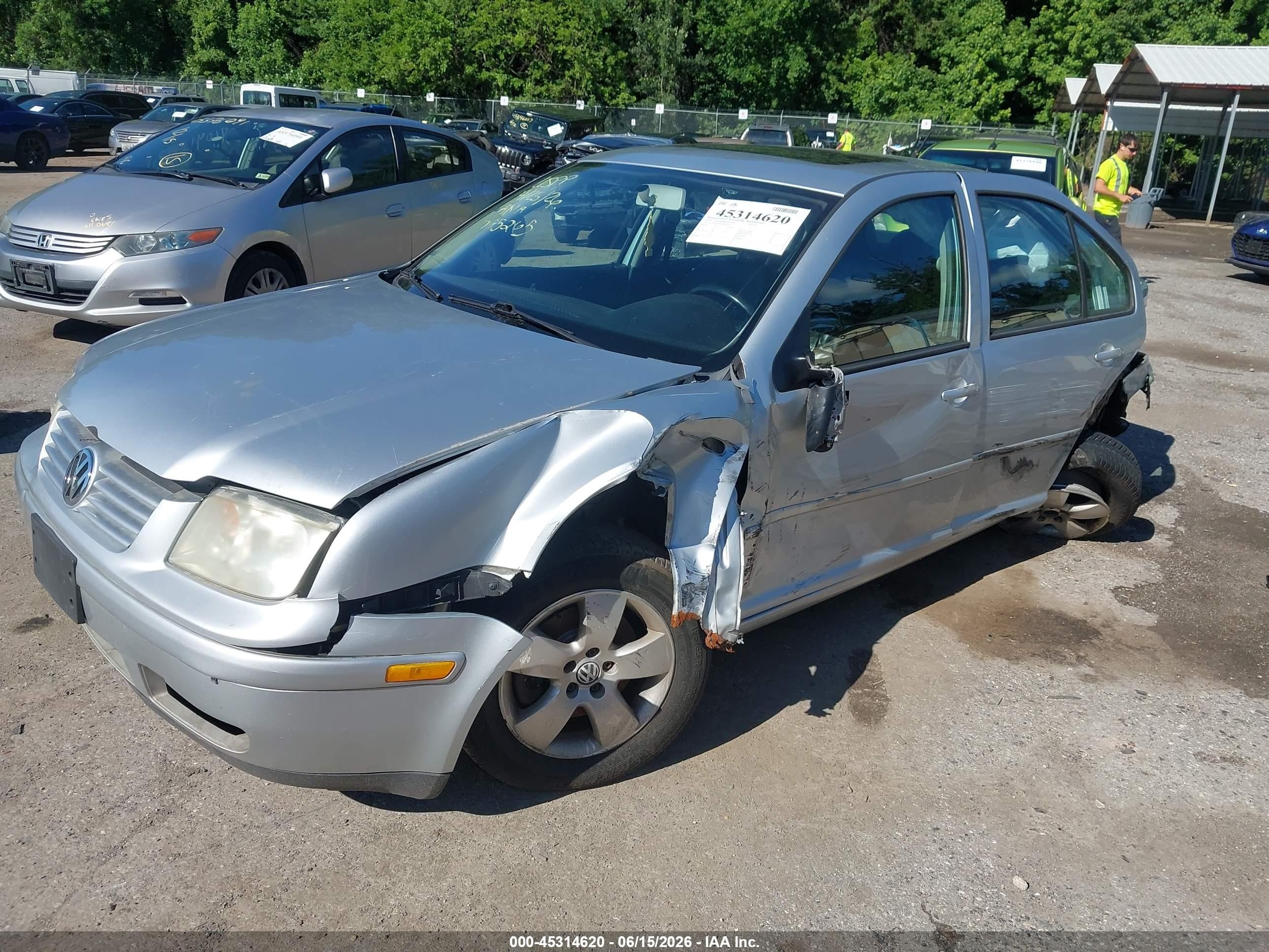 2003 Volkswagen Jetta Gls 2.0l Серебряный vin: 3VWSK69M03M095265