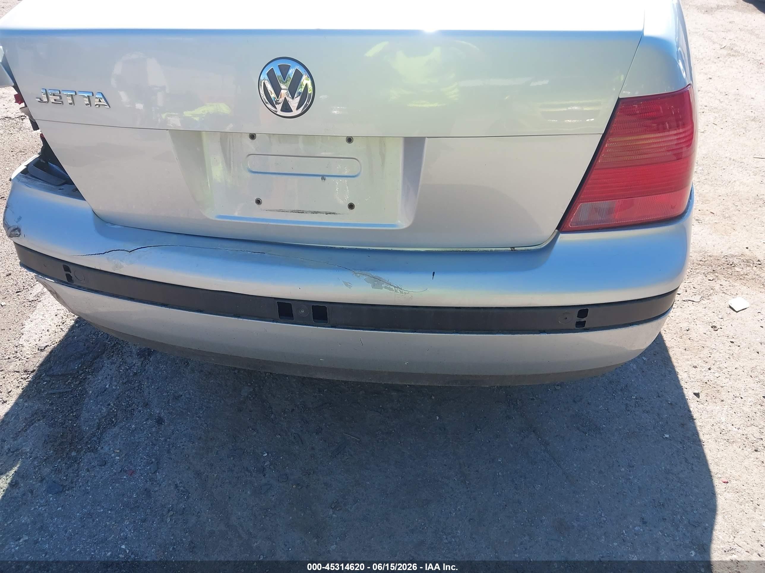 2003 Volkswagen Jetta Gls 2.0l Серебряный vin: 3VWSK69M03M095265