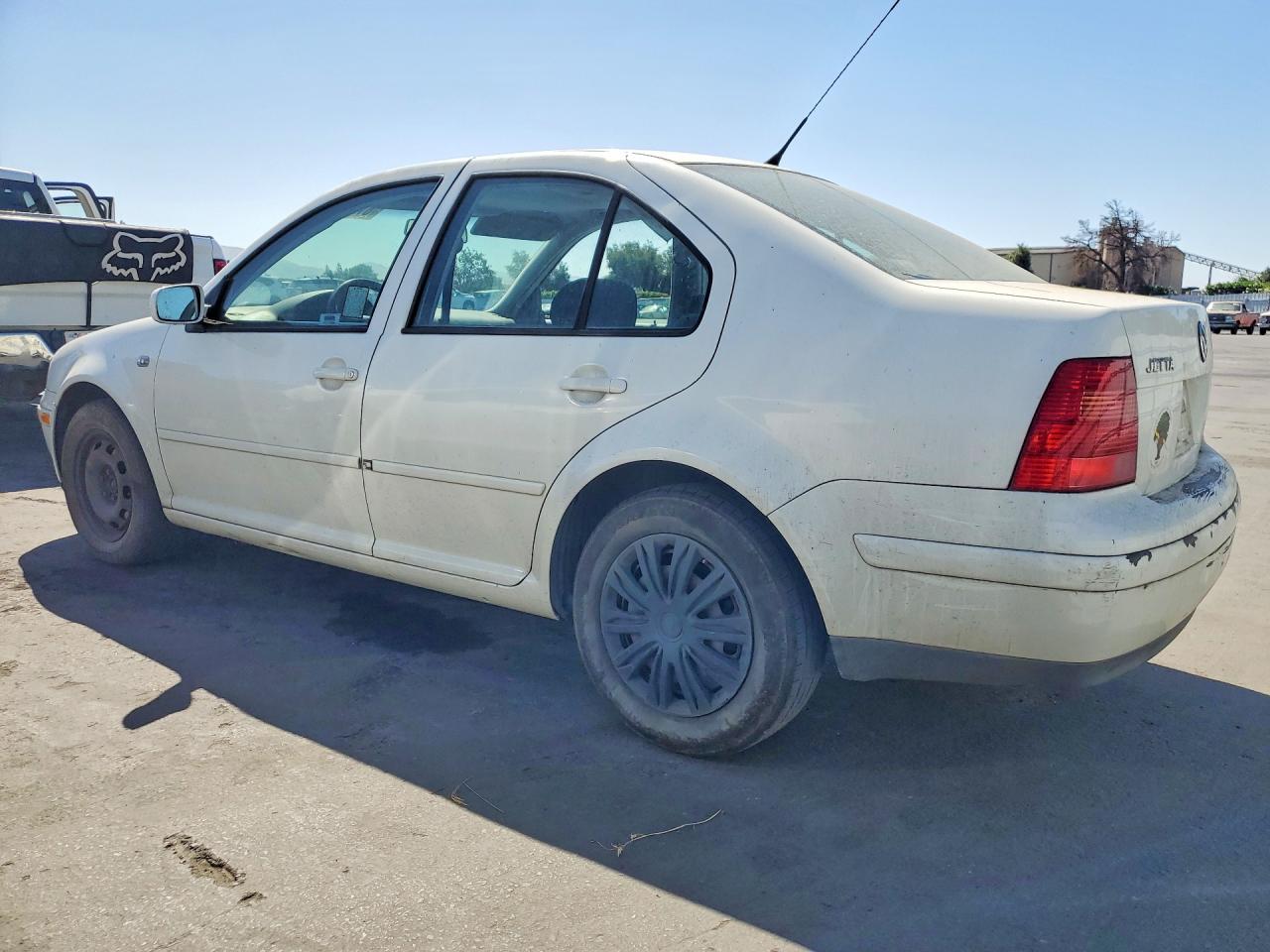 2002 Volkswagen Jetta Gls White vin: 3VWSK69M22M039858