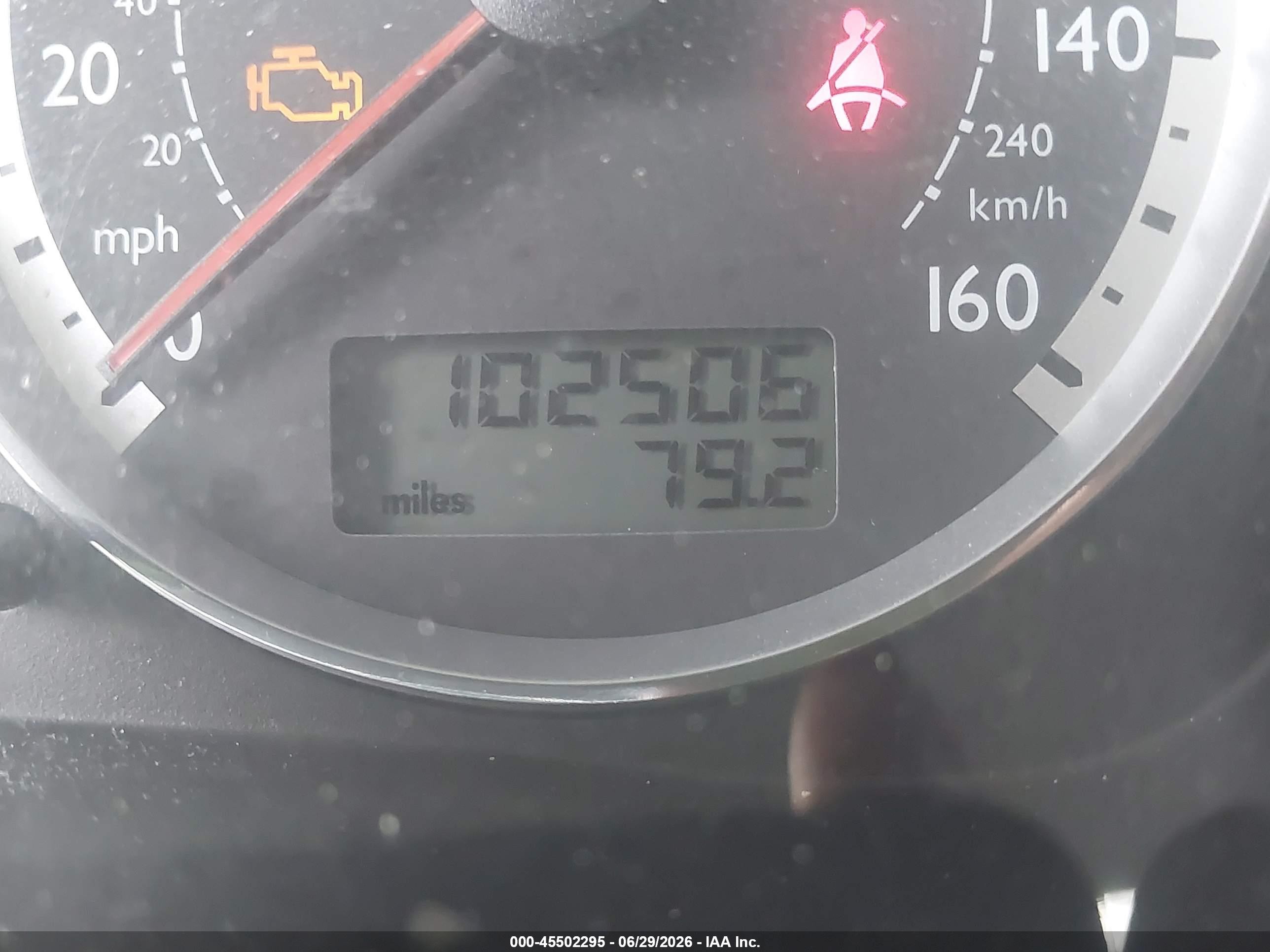 2005 Volkswagen Jetta Gls 2.0l Красный vin: 3VWSK69M35M071836