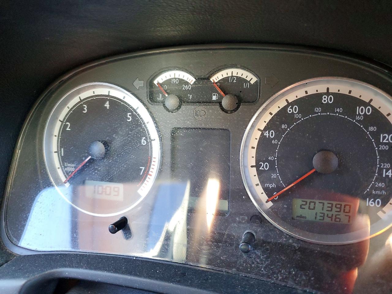 2004 Volkswagen Jetta Gls Серебряный vin: 3VWSK69M74M014585