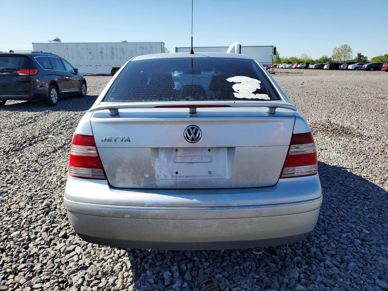 2004 Volkswagen Jetta Gls Серебряный vin: 3VWSK69M74M014585