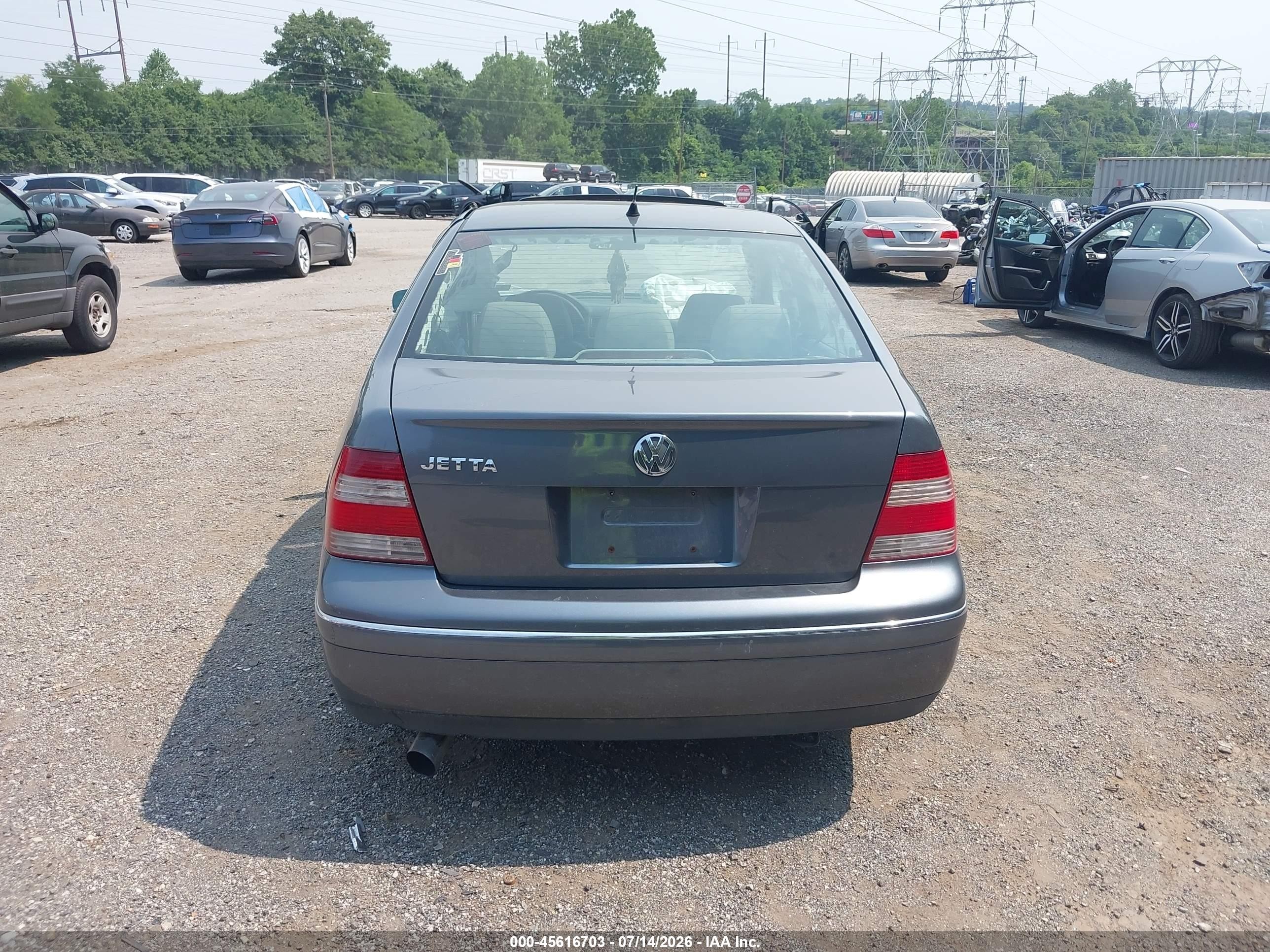 2004 Volkswagen Jetta Gls 2.0l Gray vin: 3VWSK69M94M055025