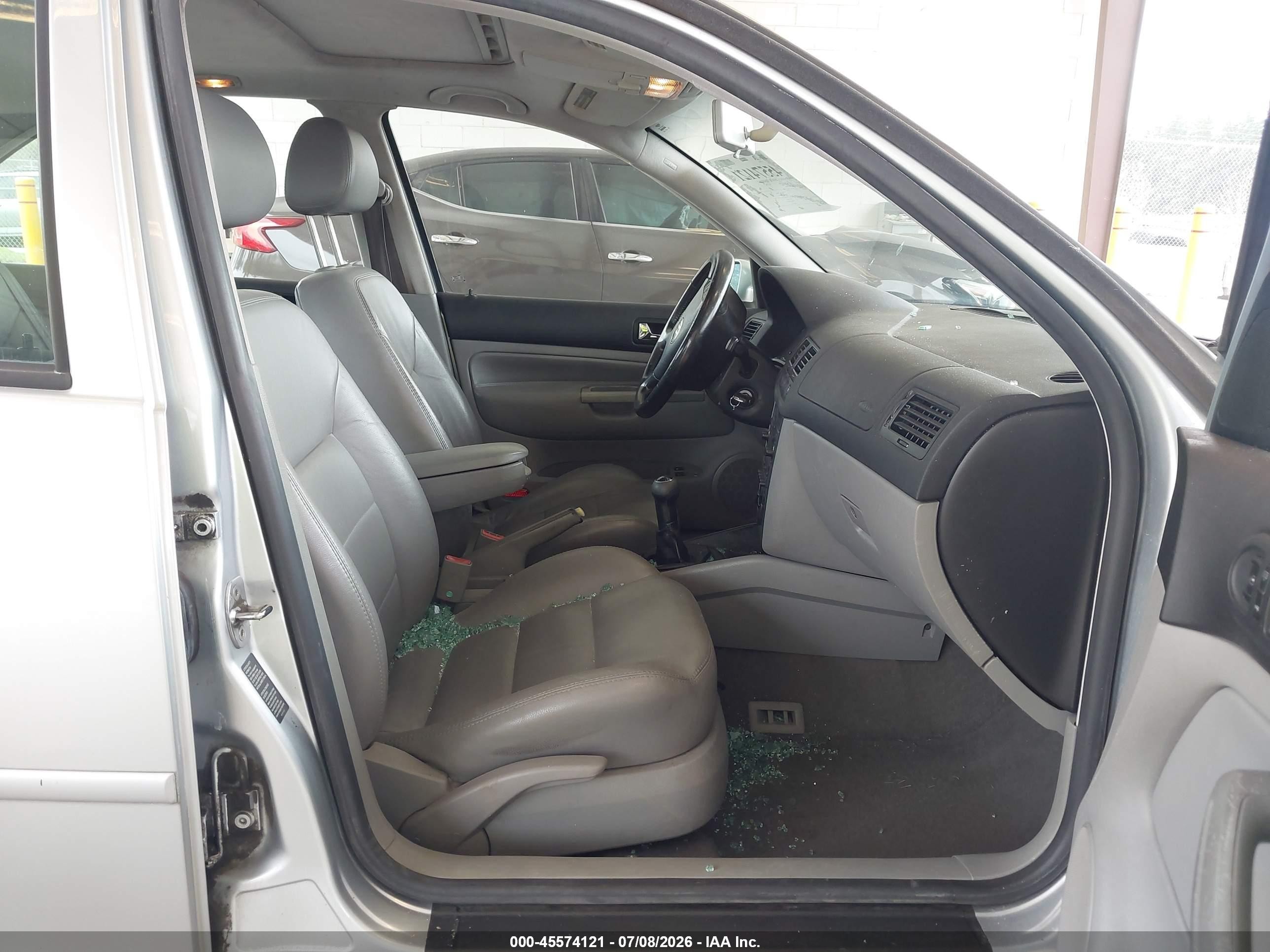2002 Volkswagen Jetta Gls Tdi Silver vin: 3VWSP69M02M054084