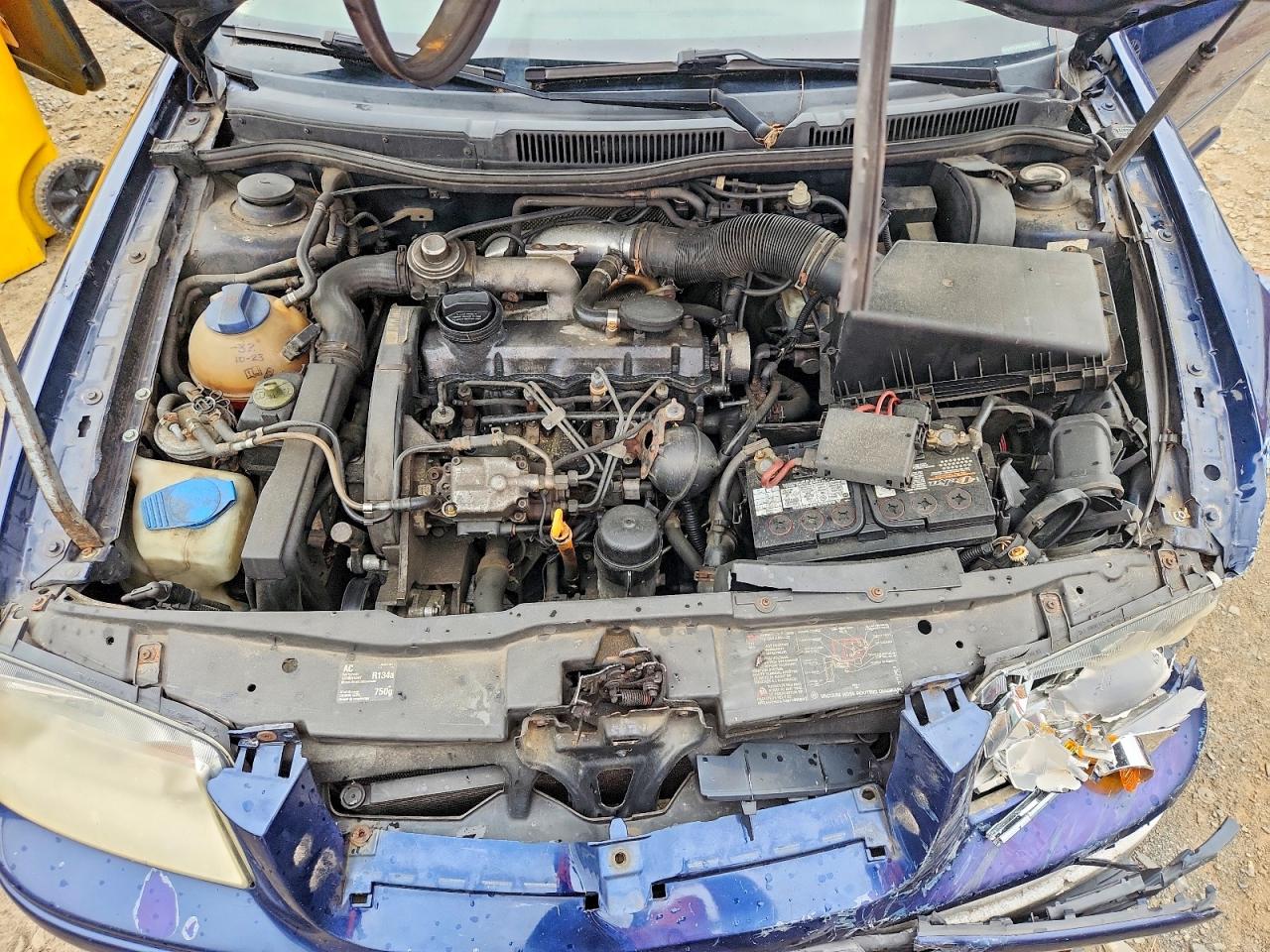 2003 Volkswagen Jetta Gls Tdi Blue vin: 3VWSP69M33M074024