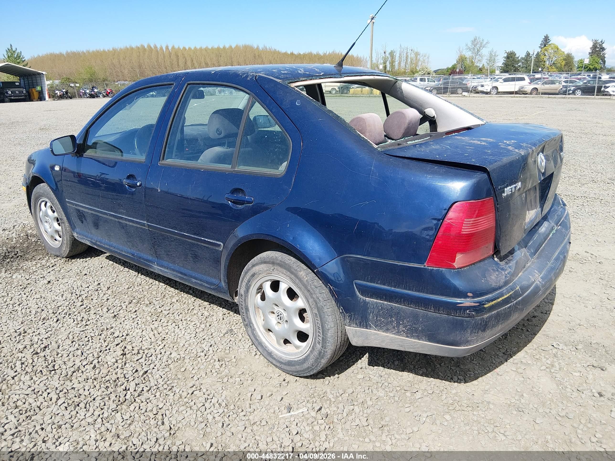 2002 Volkswagen Jetta Gls Tdi Blue vin: 3VWSP69M42M192050