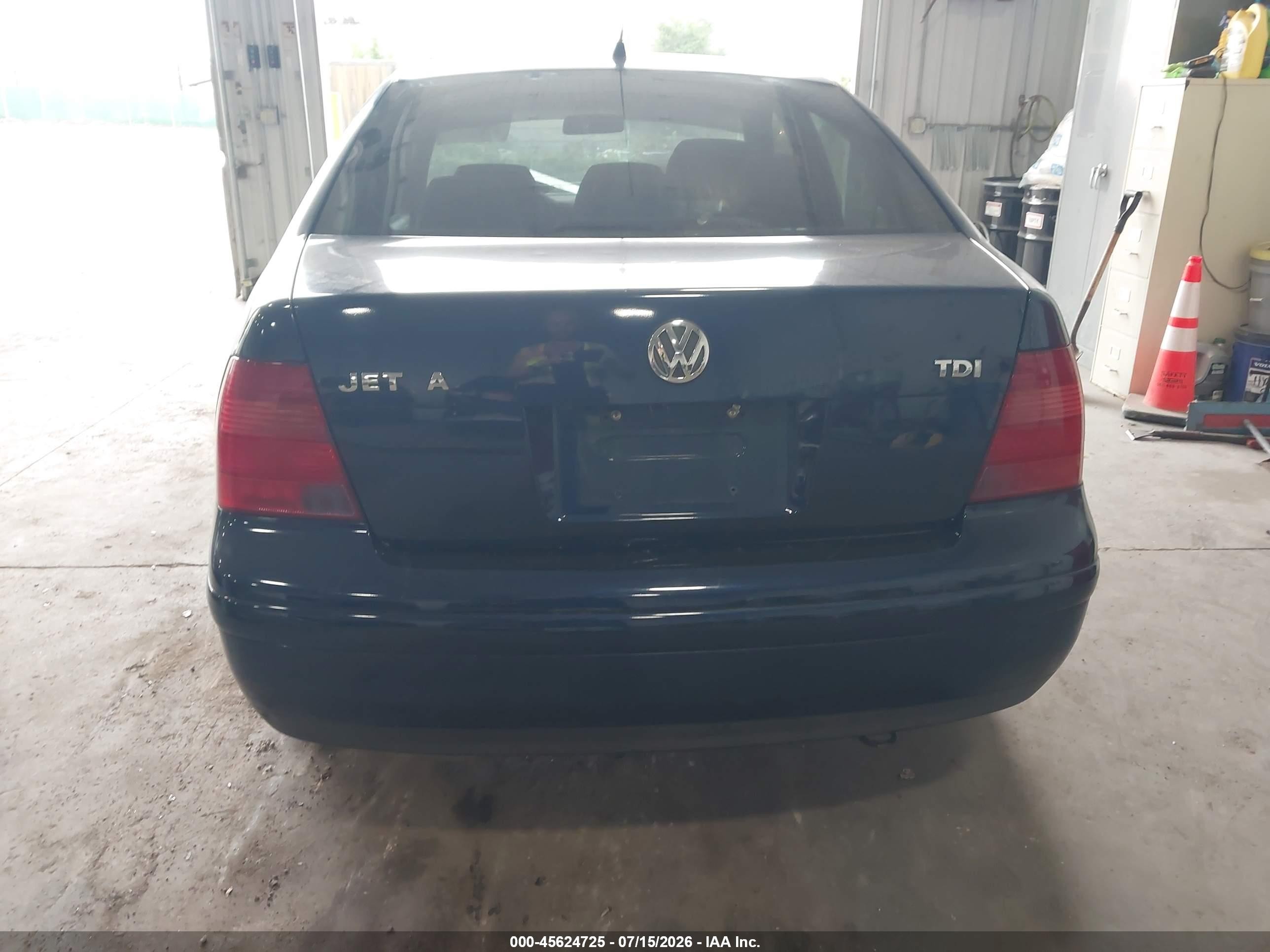2002 Volkswagen Jetta Gls Tdi Blue vin: 3VWSP69M52M073973