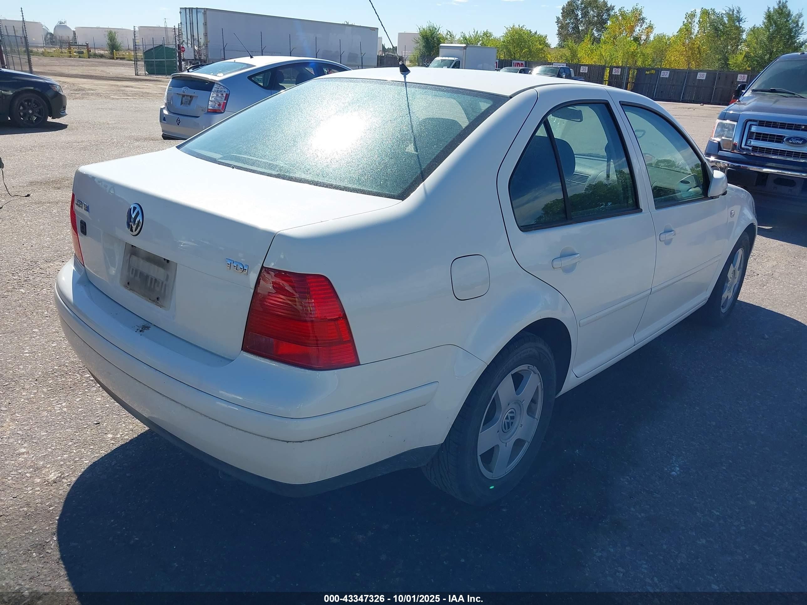 2002 Volkswagen Jetta Gls Tdi Белый vin: 3VWSP69M62M056776
