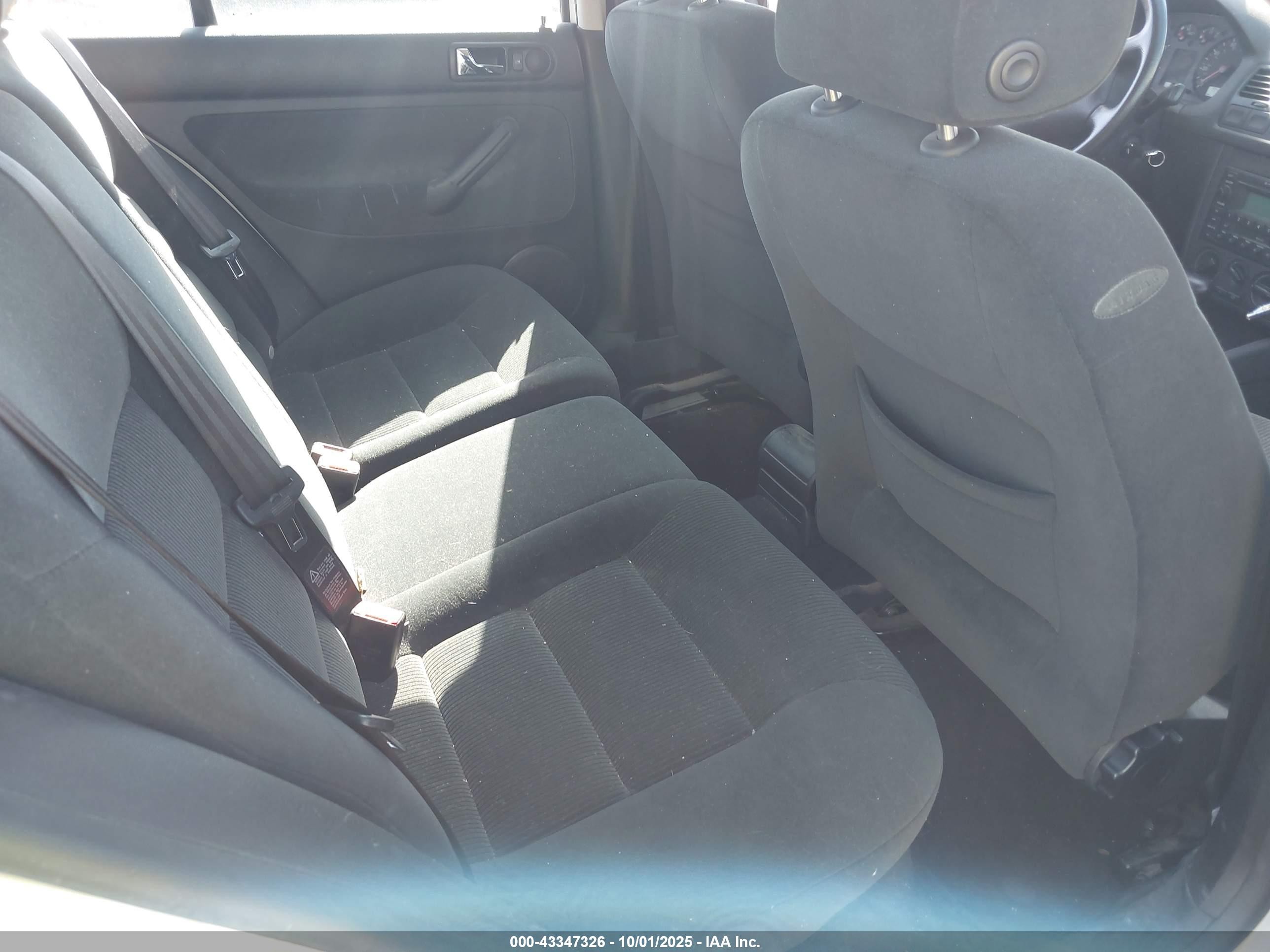2002 Volkswagen Jetta Gls Tdi Белый vin: 3VWSP69M62M056776