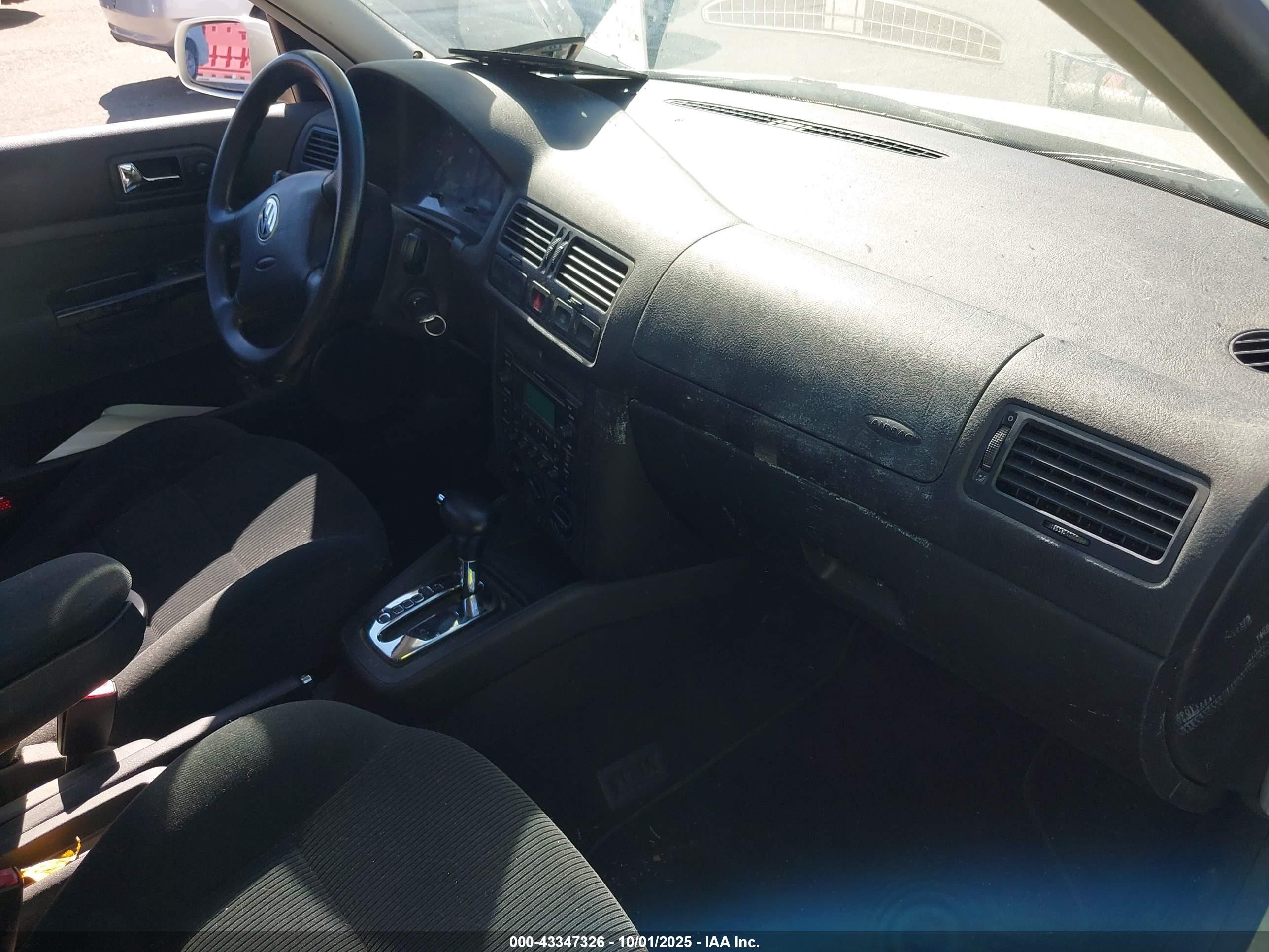 2002 Volkswagen Jetta Gls Tdi Белый vin: 3VWSP69M62M056776
