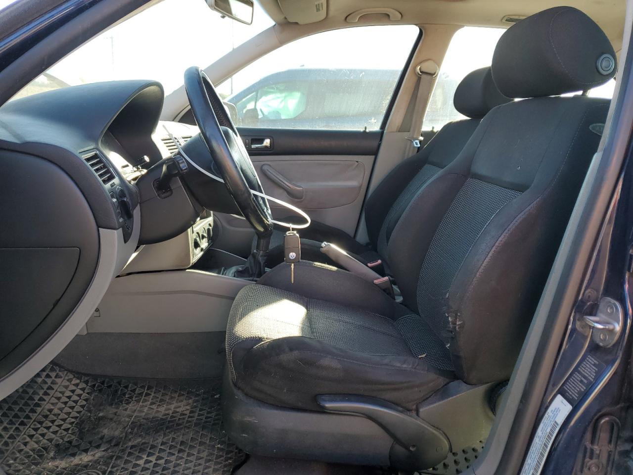 2002 Volkswagen Jetta Gls Tdi Blue vin: 3VWSP69M92M148559