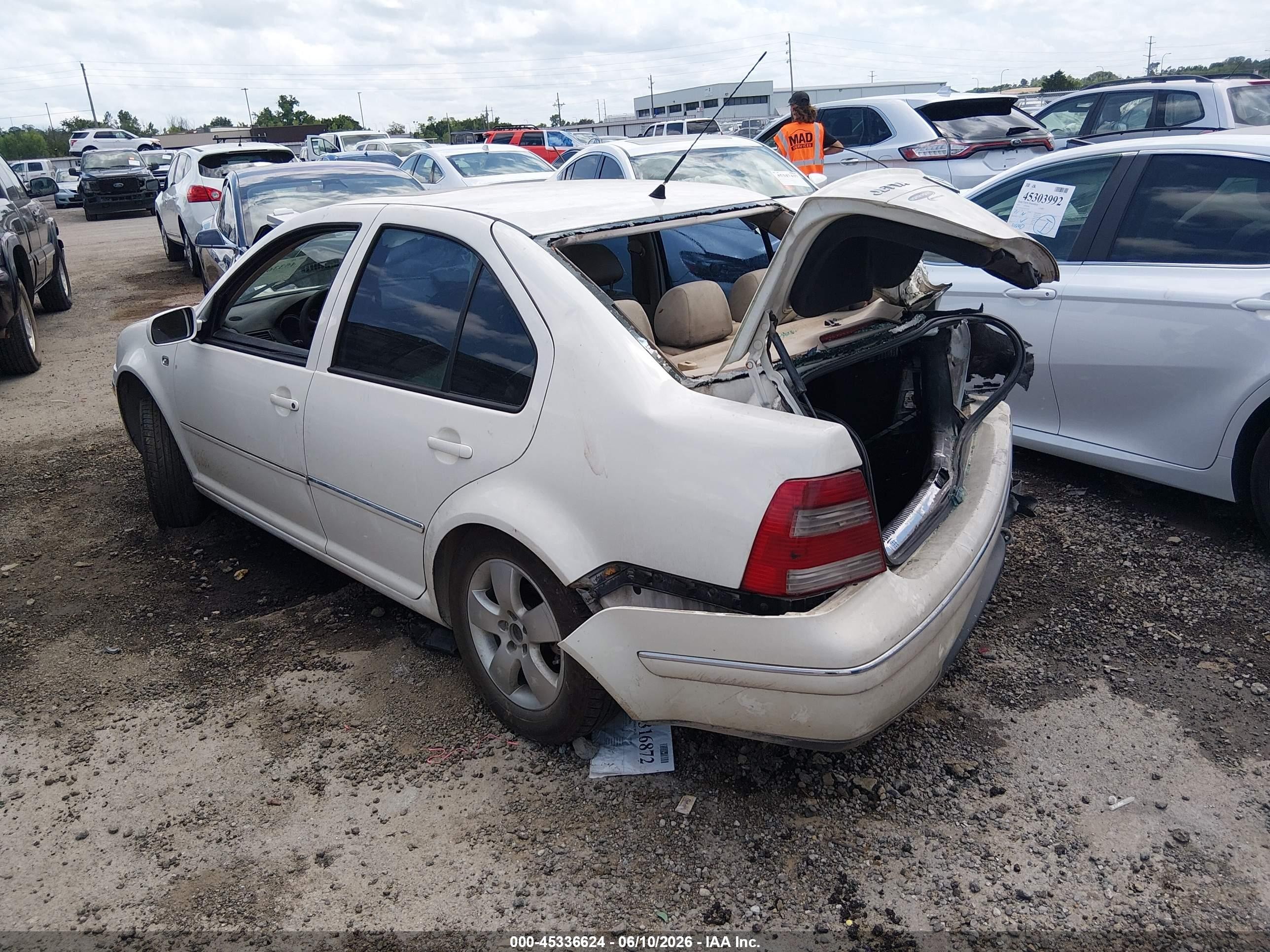 2004 Volkswagen Jetta Gls Tdi Белый vin: 3VWSR69M04M063672