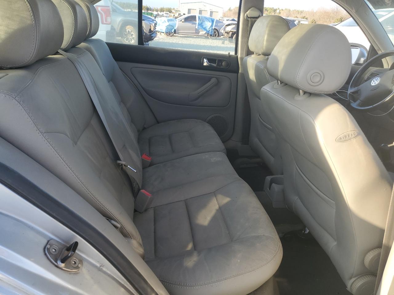 2005 Volkswagen Jetta Серебряный vin: 3VWSR69M85M017864