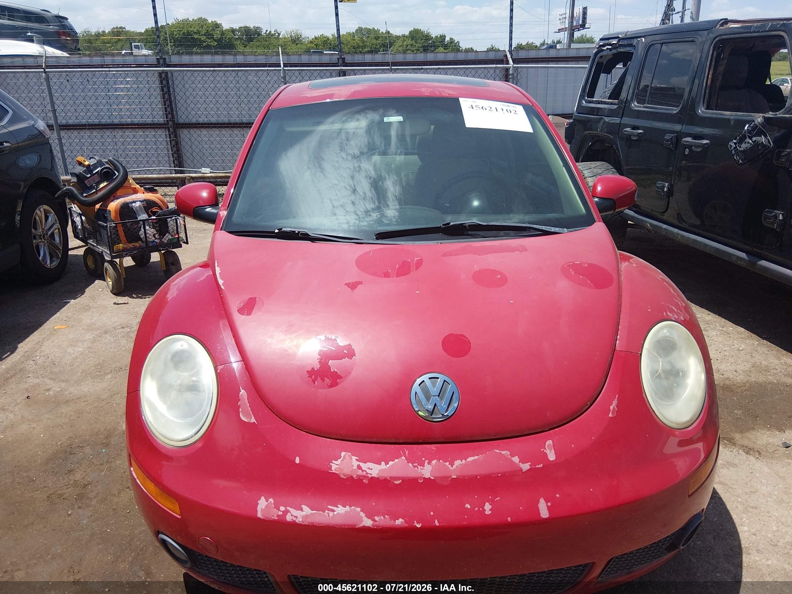 2006 Volkswagen New Beetle 2.5 Red vin: 3VWSW31C36M419044