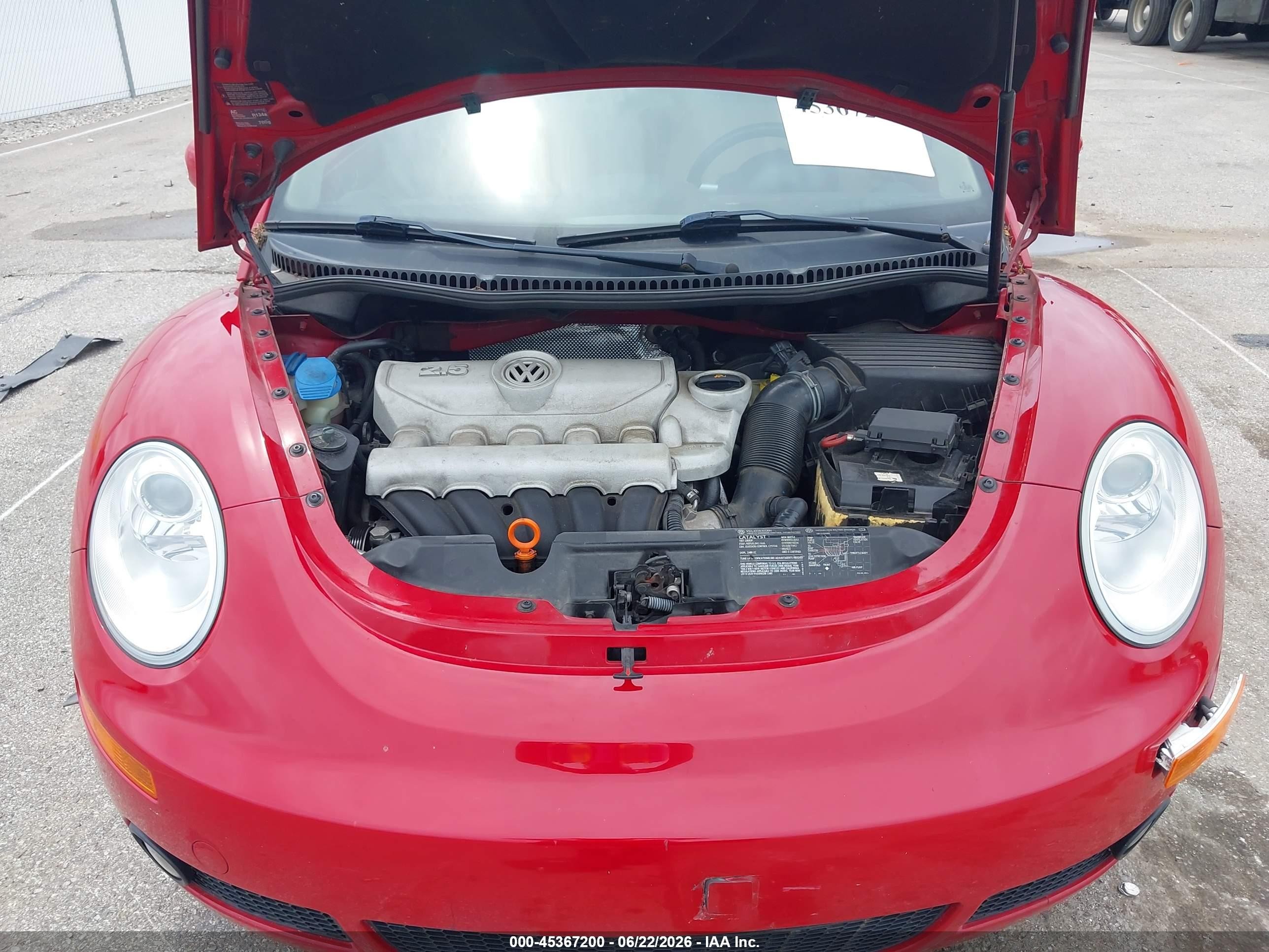2006 Volkswagen New Beetle 2.5/2.5 (a6) Red vin: 3VWSW31C46M402480