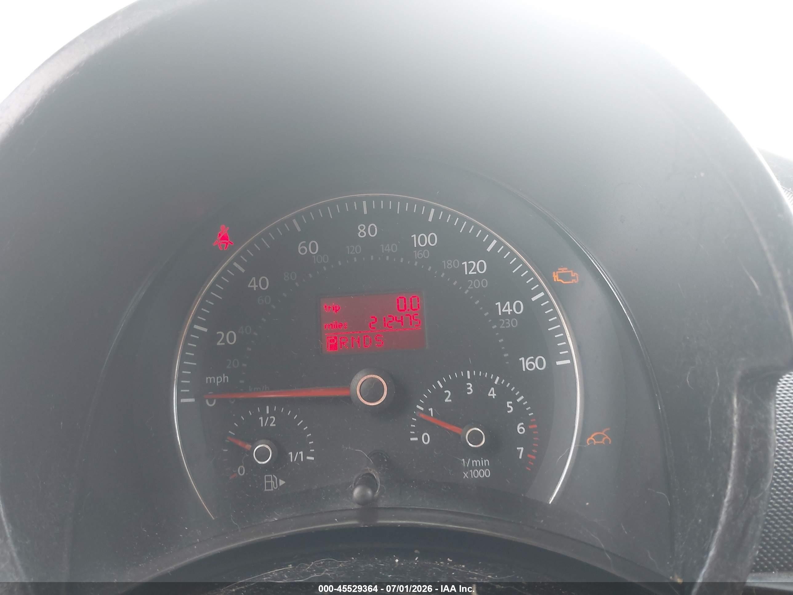 2007 Volkswagen New Beetle Coupe 2.5 (a6) Silver vin: 3VWSW31C87M505905