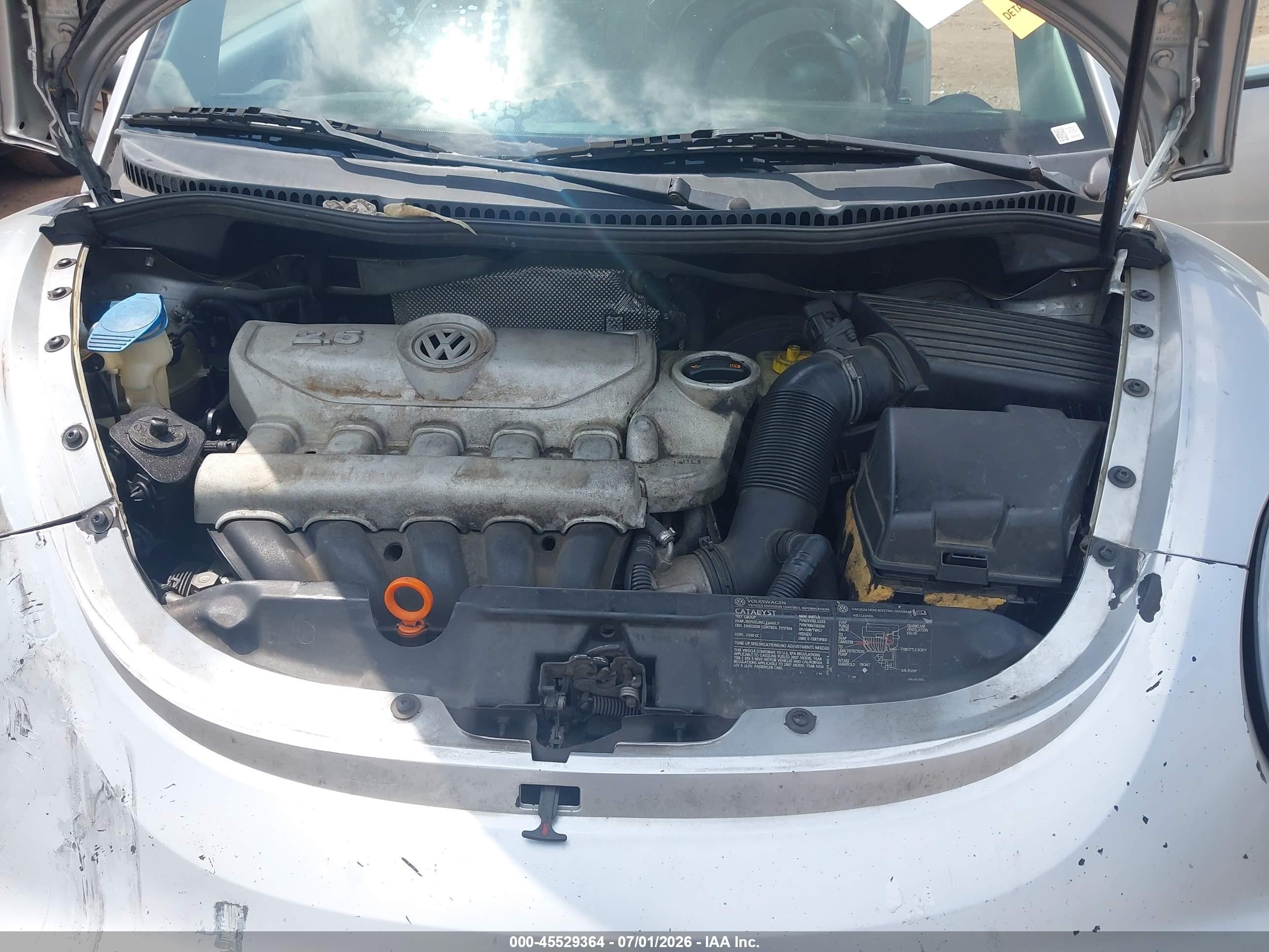 2007 Volkswagen New Beetle Coupe 2.5 (a6) Silver vin: 3VWSW31C87M505905