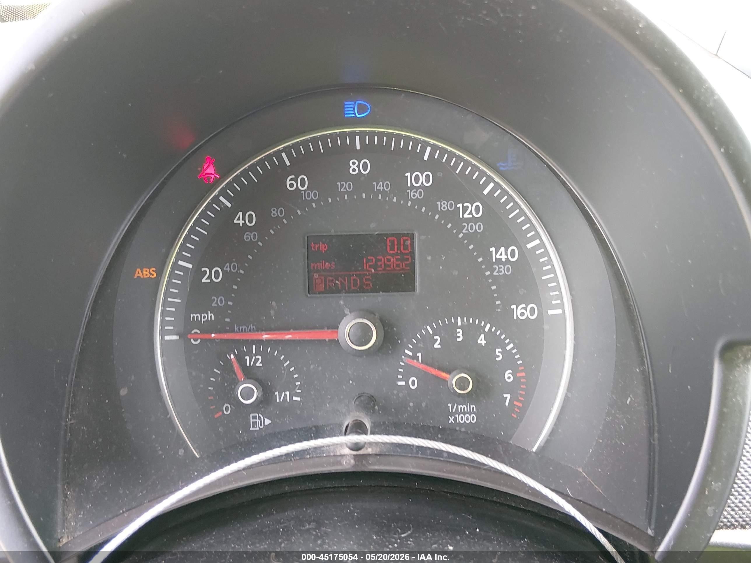 2006 Volkswagen New Beetle 2.5/2.5 (a6) Yellow vin: 3VWSW31C96M407514