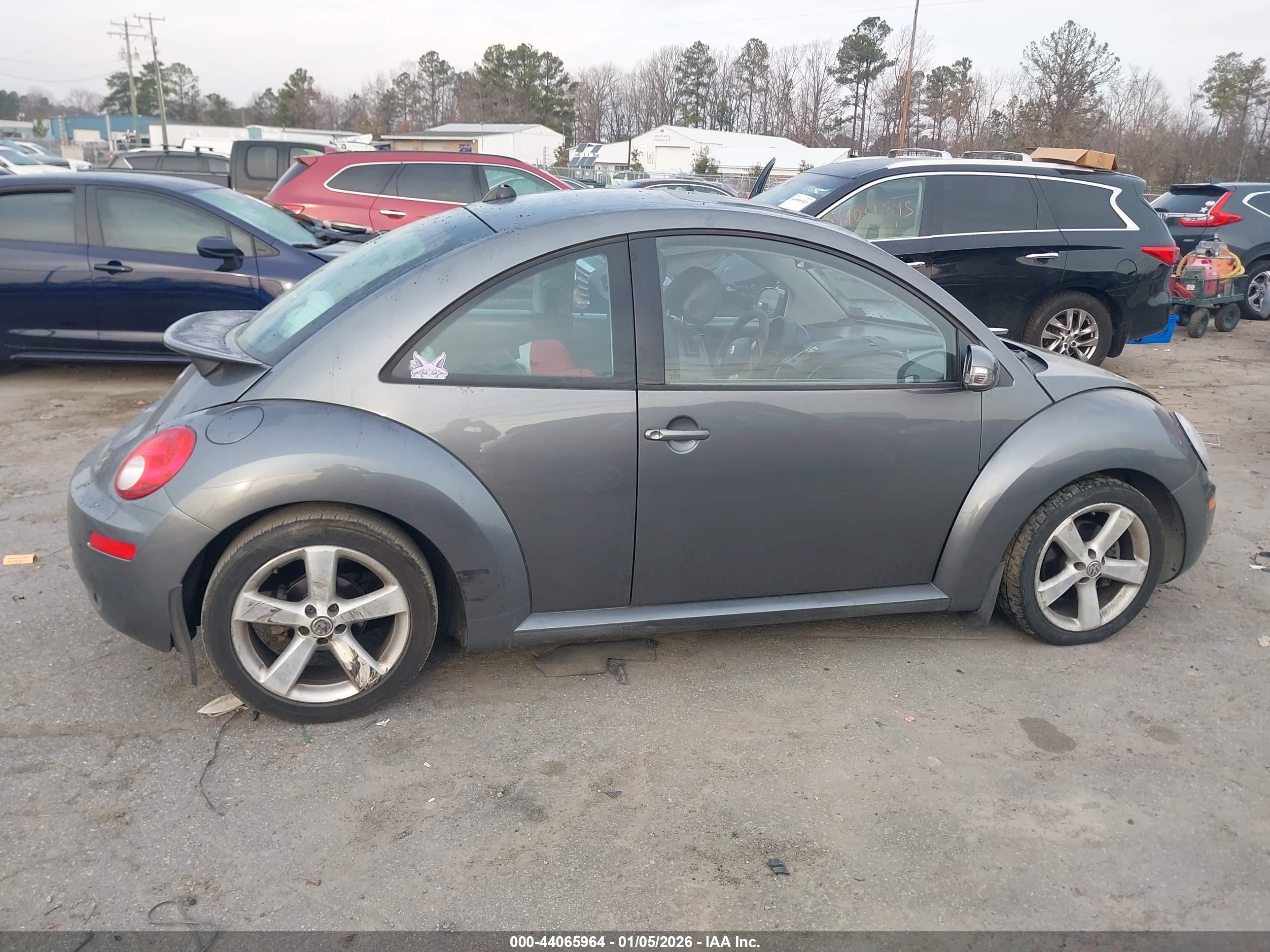 2006 Volkswagen New Beetle 2.5 Gray vin: 3VWSW31CX6M419848