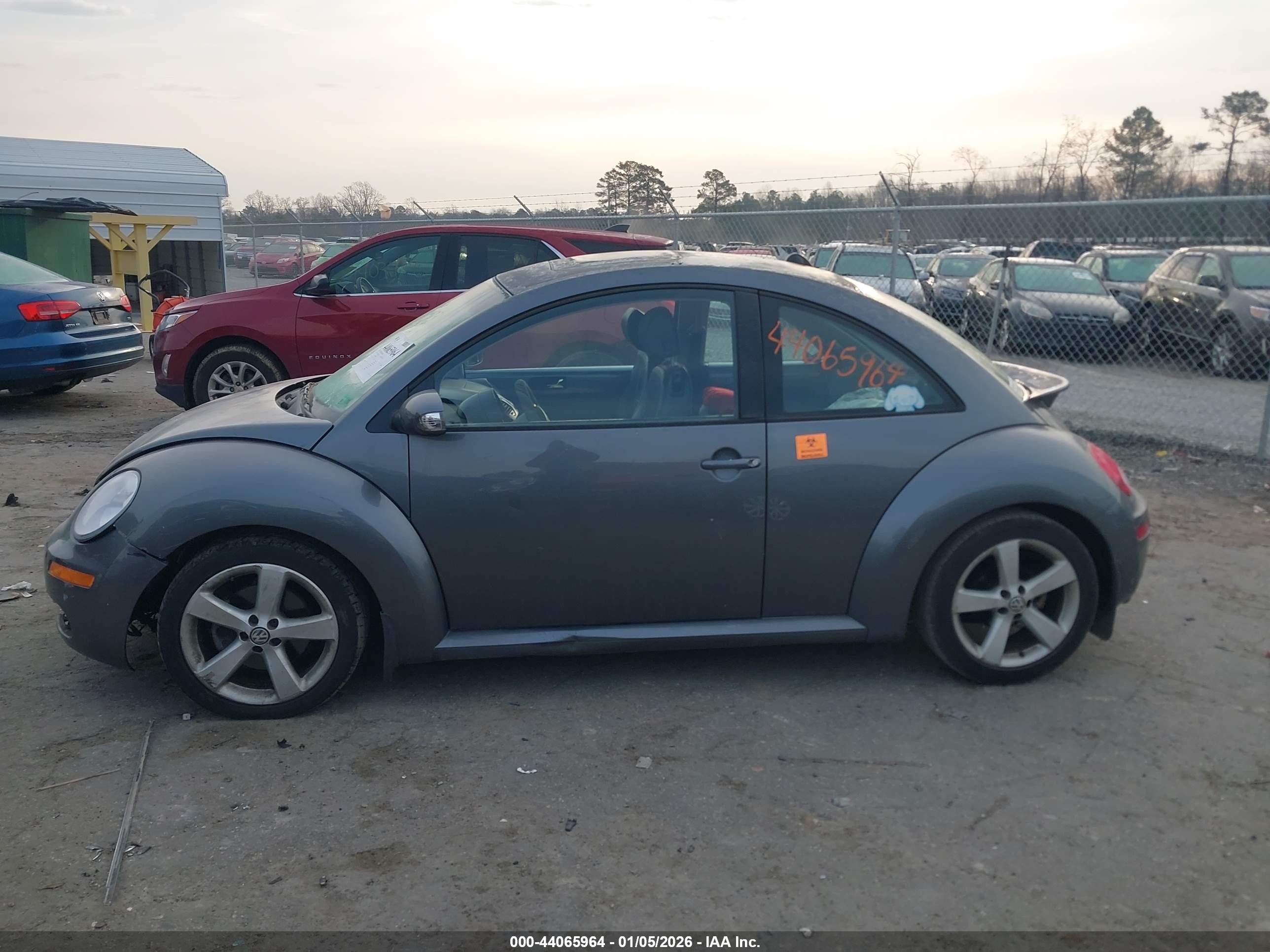 2006 Volkswagen New Beetle 2.5 Gray vin: 3VWSW31CX6M419848